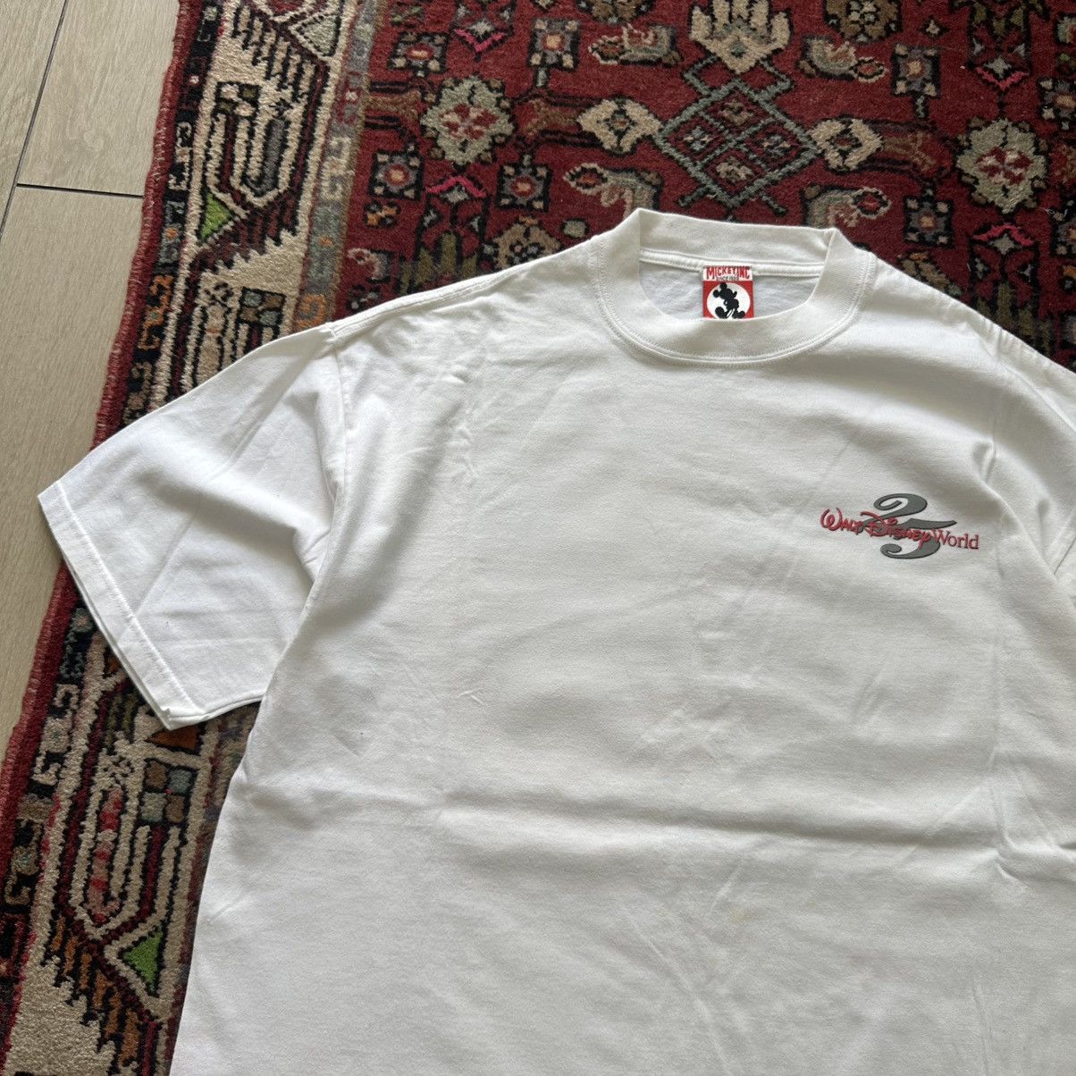 Vintage Vintage Walt Disney World 25th Anniversary Tee Double Sided Size US L / EU 52-54 / 3 - 7 Thumbnail