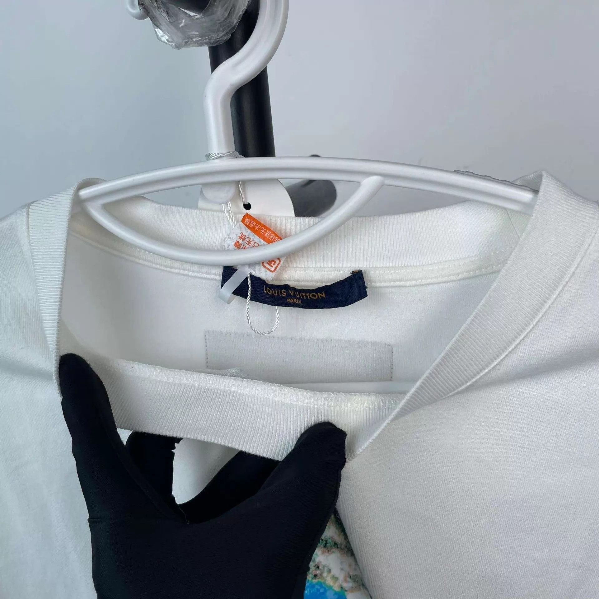 Louis Vuitton LV Exploded Head White Short Sleeve M Size US M / EU 48-50 / 2 - 8 Thumbnail