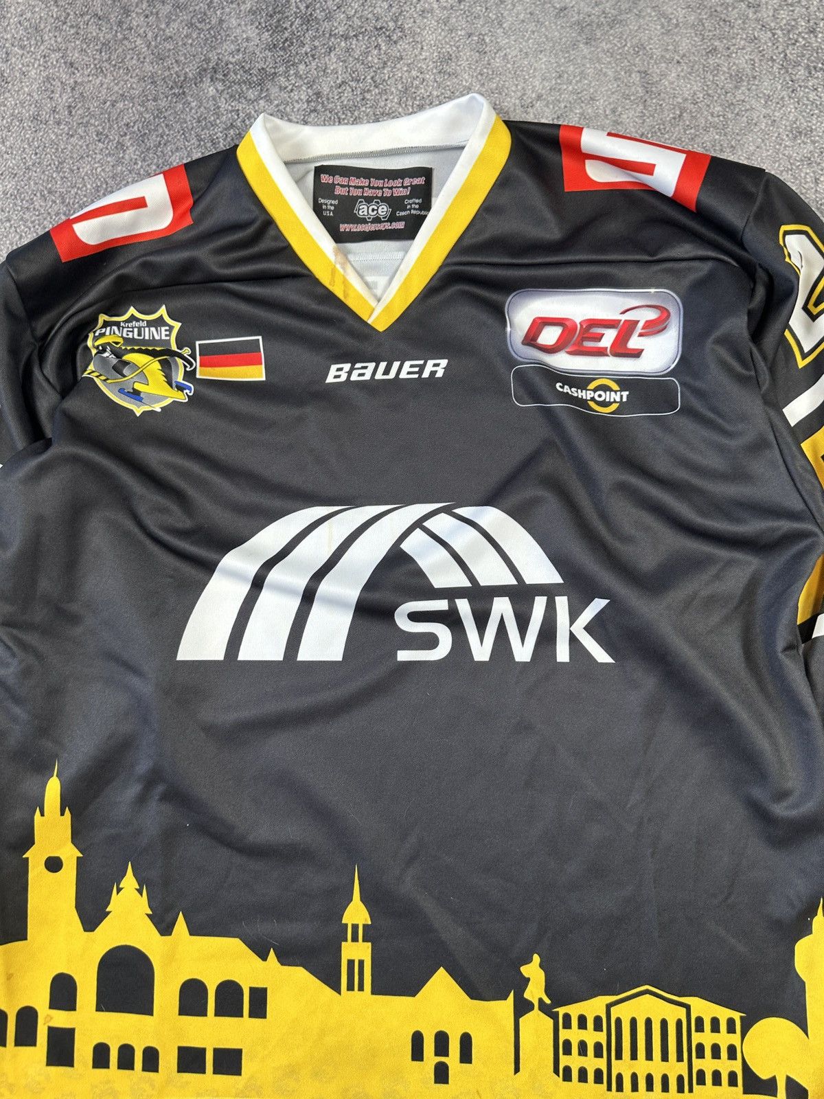 Vintage Vintage Bauer Krefeld Pinguine 24 Blank Hockey Jersey XL Size US XL / EU 56 / 4 - 2 Thumbnail