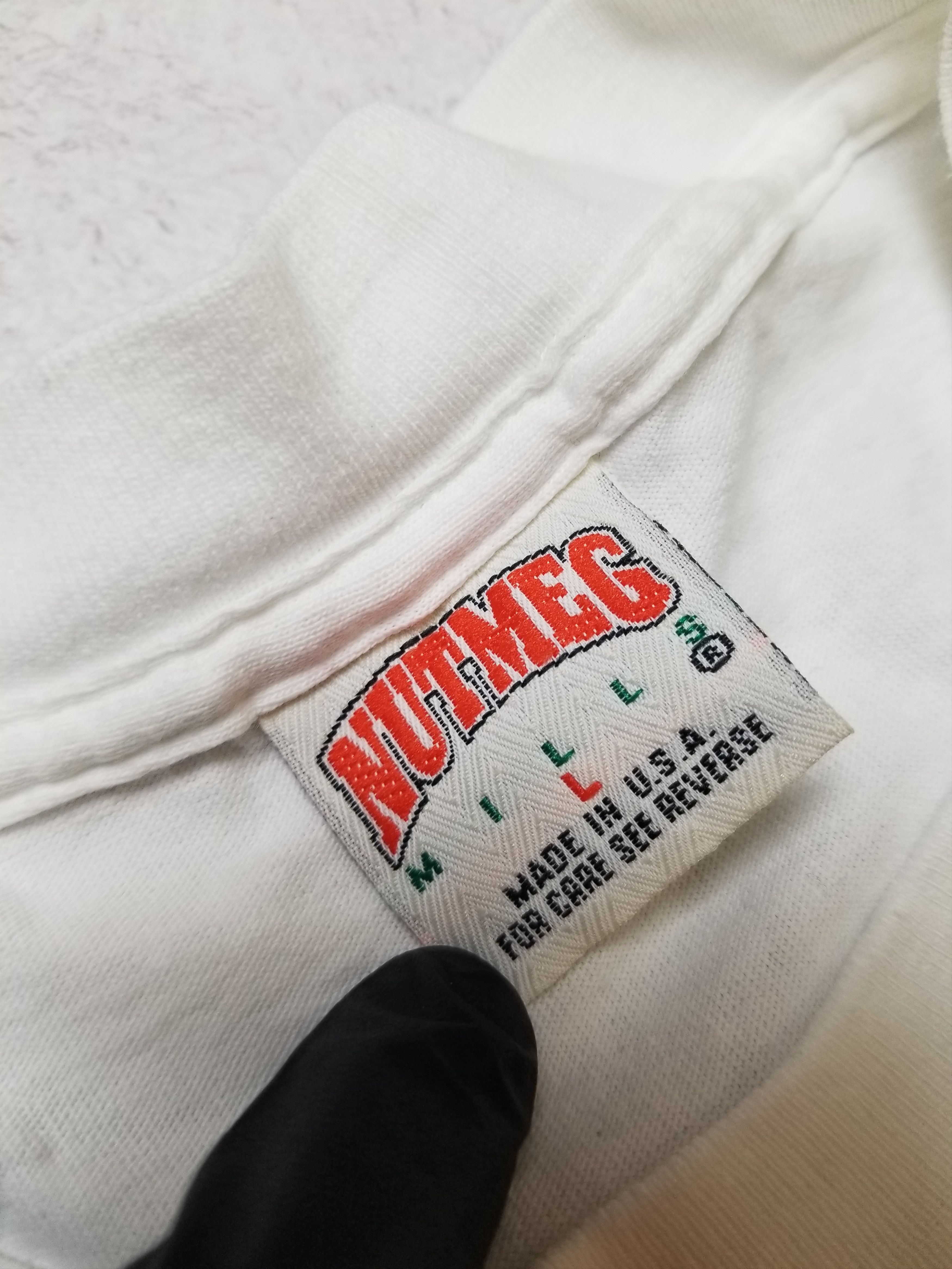 Nutmeg Vintage Chicago Bulls Nutmeg Mills Pocket Shirt Size US L / EU 52-54 / 3 - 5 Thumbnail