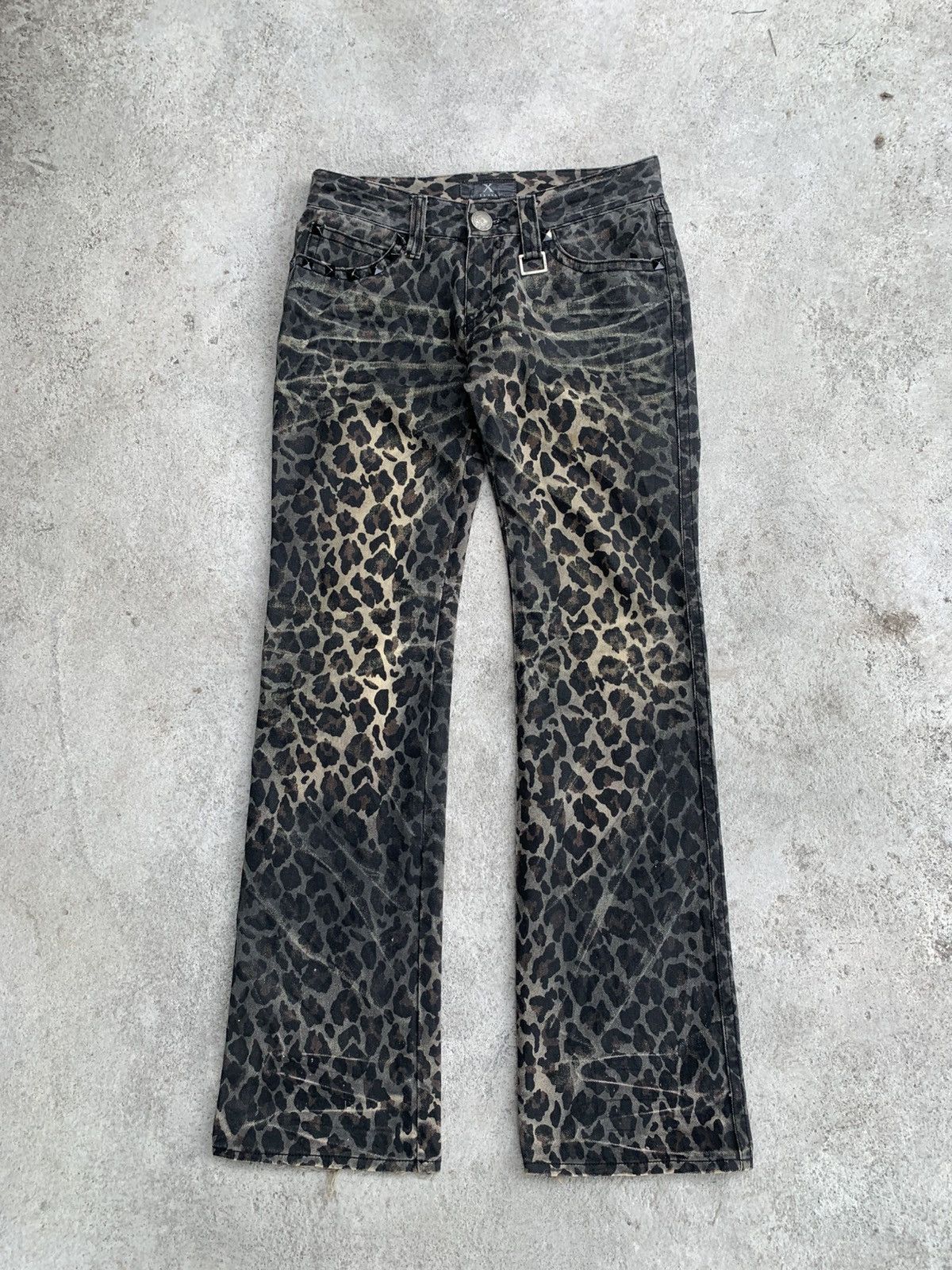 If Six Was Nine Xfrm animal flared denim pants Size US 31 - 1 Thumbnail