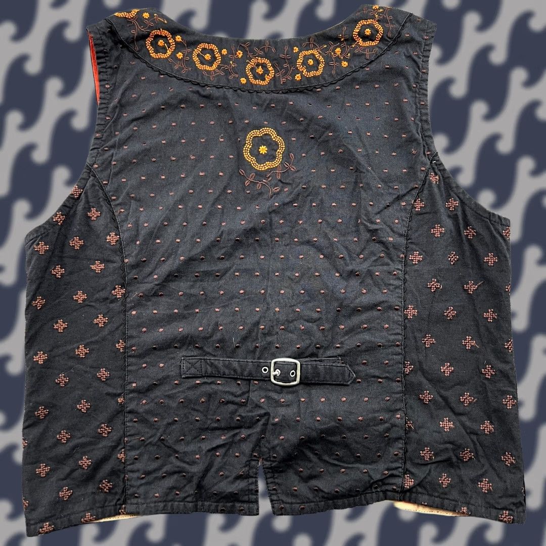 Vintage VINTAGE Gudrun Sjoden Womens Vest Medium Embroidered Cotton Gilet Buttons Cardigan Size M / US 6-8 / IT 42-44 - 1 Thumbnail