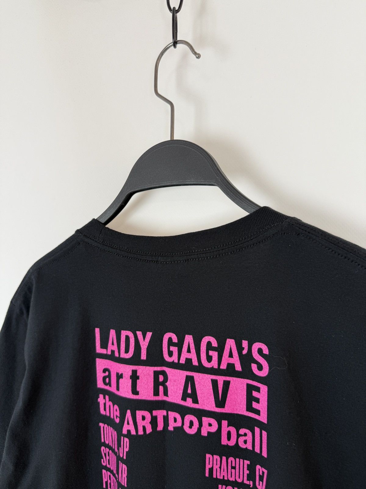 Band Tees 2014 Lady Gaga Rave The Artpop Ball World Tour Graphic Tee Size US M / EU 48-50 / 2 - 6 Thumbnail
