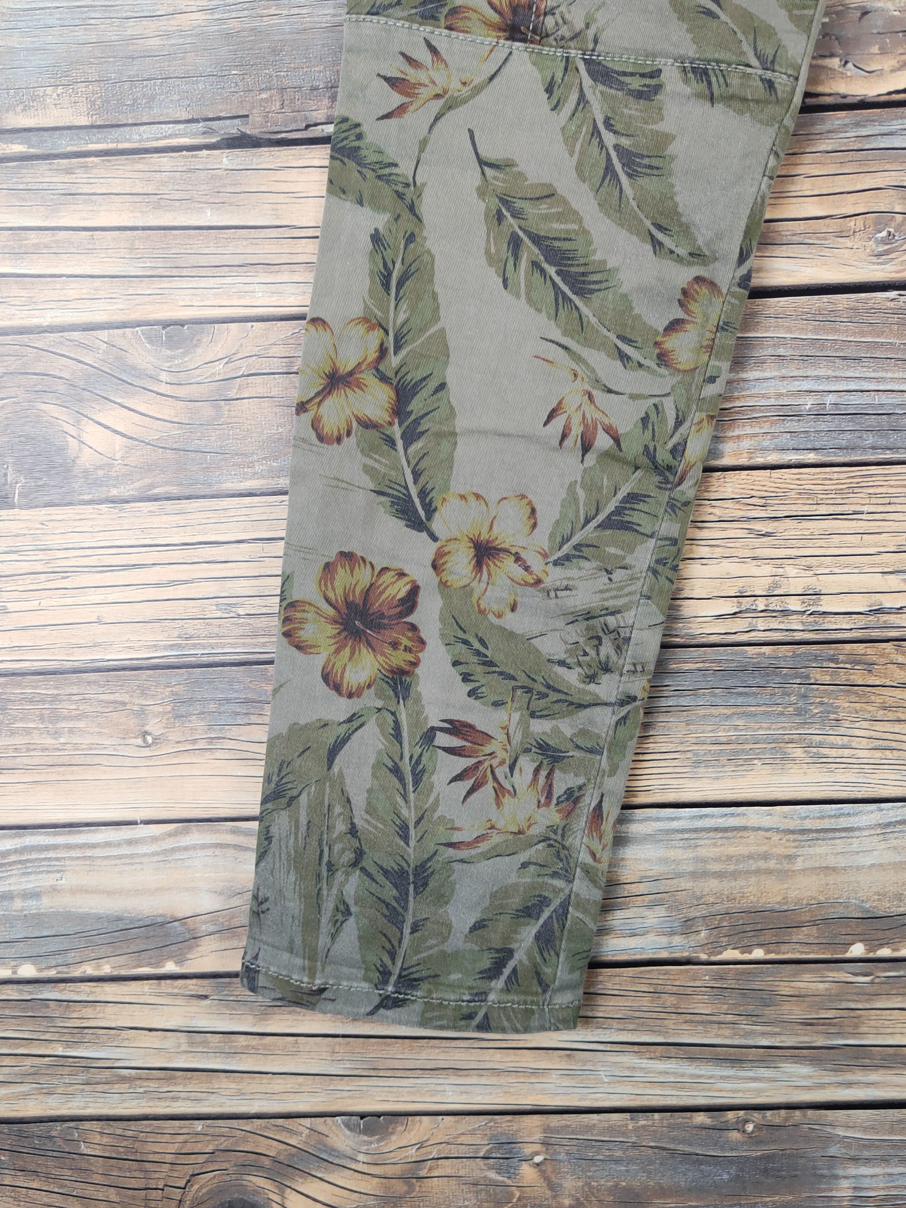 Japanese Brand DLL For One Olive Multipocket Tactical Cargo Pants #1498 Size 30" / US 8 / IT 44 - 10 Thumbnail