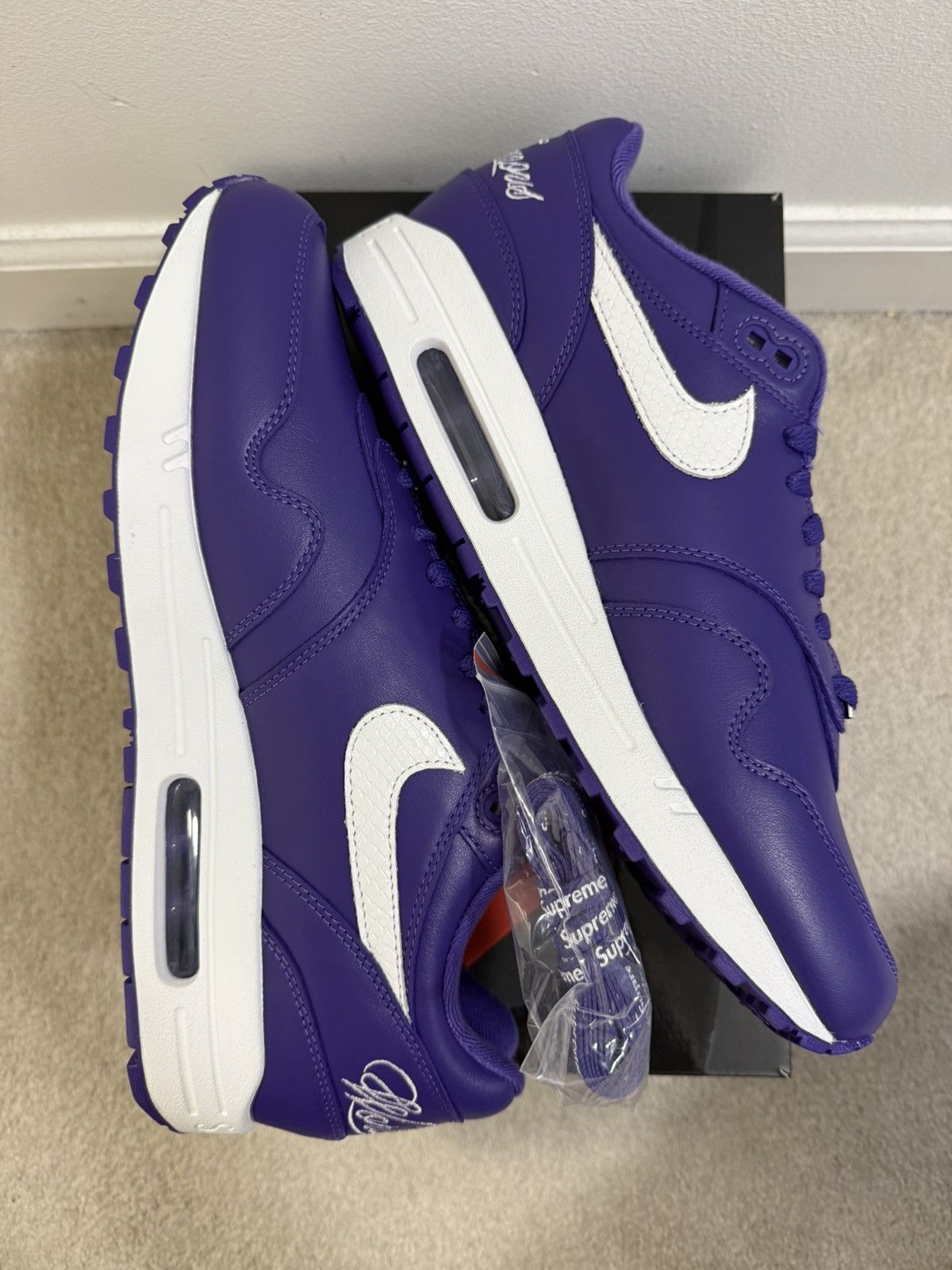 Nike × Supreme Supreme Nike Air Max 1'87 SP Size US 11 / EU 44 - 8 Thumbnail