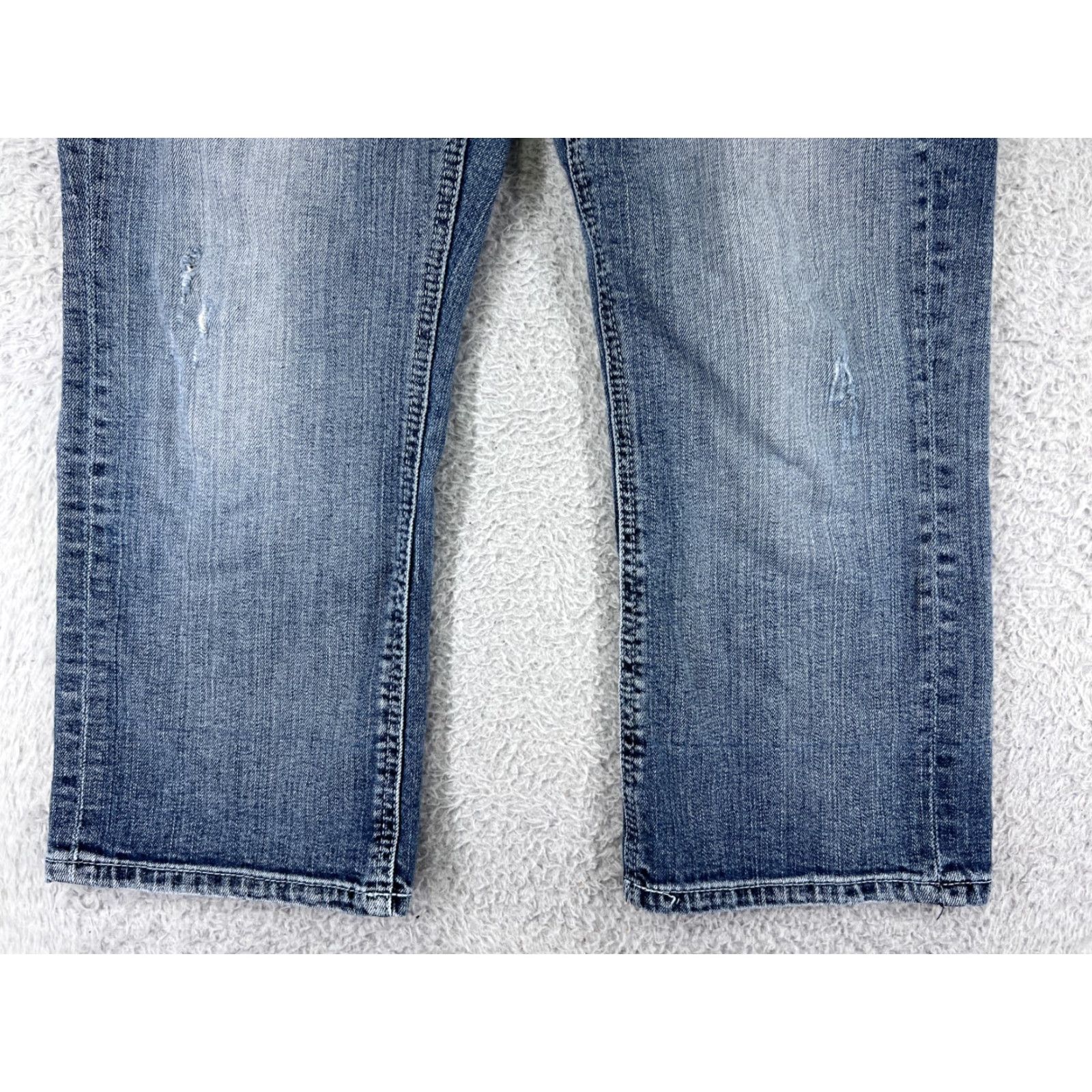 Vintage Maurices Womens Jeans Capri Distressed Blue Denim Low Rise 11 Pockets 5-Pocket Design Regular Cotton Blend Size 32" / US 10 / IT 46 - 5 Thumbnail