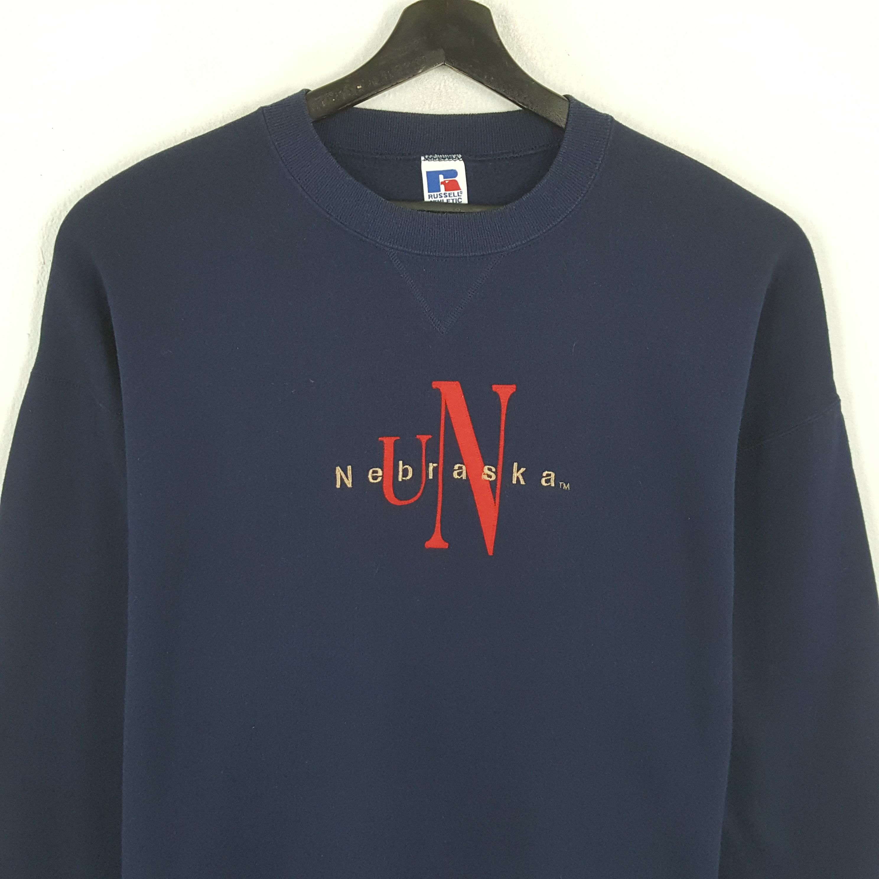 Vintage UNIVERSITY OF NEBRASKA Center Design Vintage Sweatshirt Size US XL / EU 56 / 4 - 2 Thumbnail