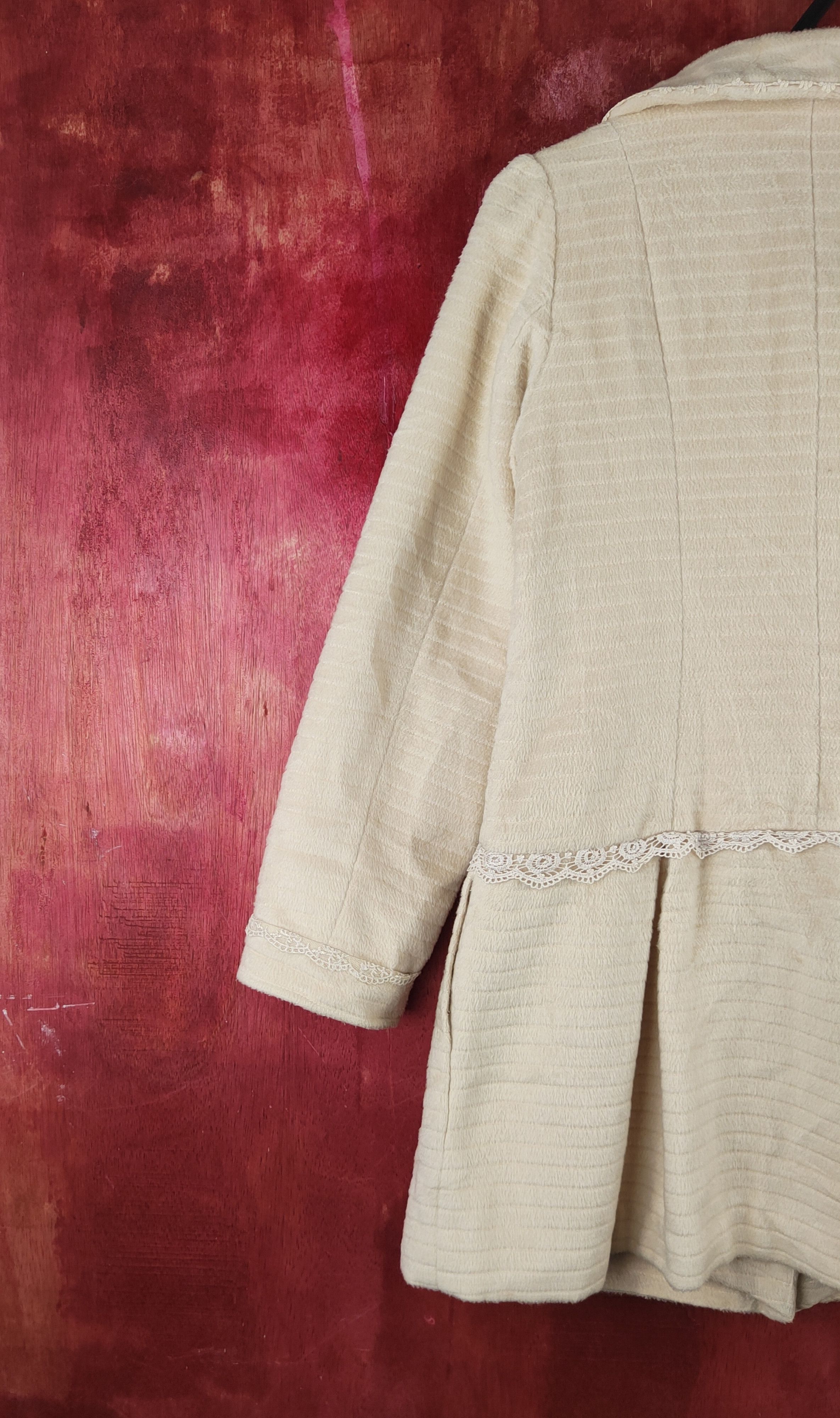 Other Avant garde fashion by Axes Femme Cream Coats Size L / US 10 / IT 46 - 8 Thumbnail
