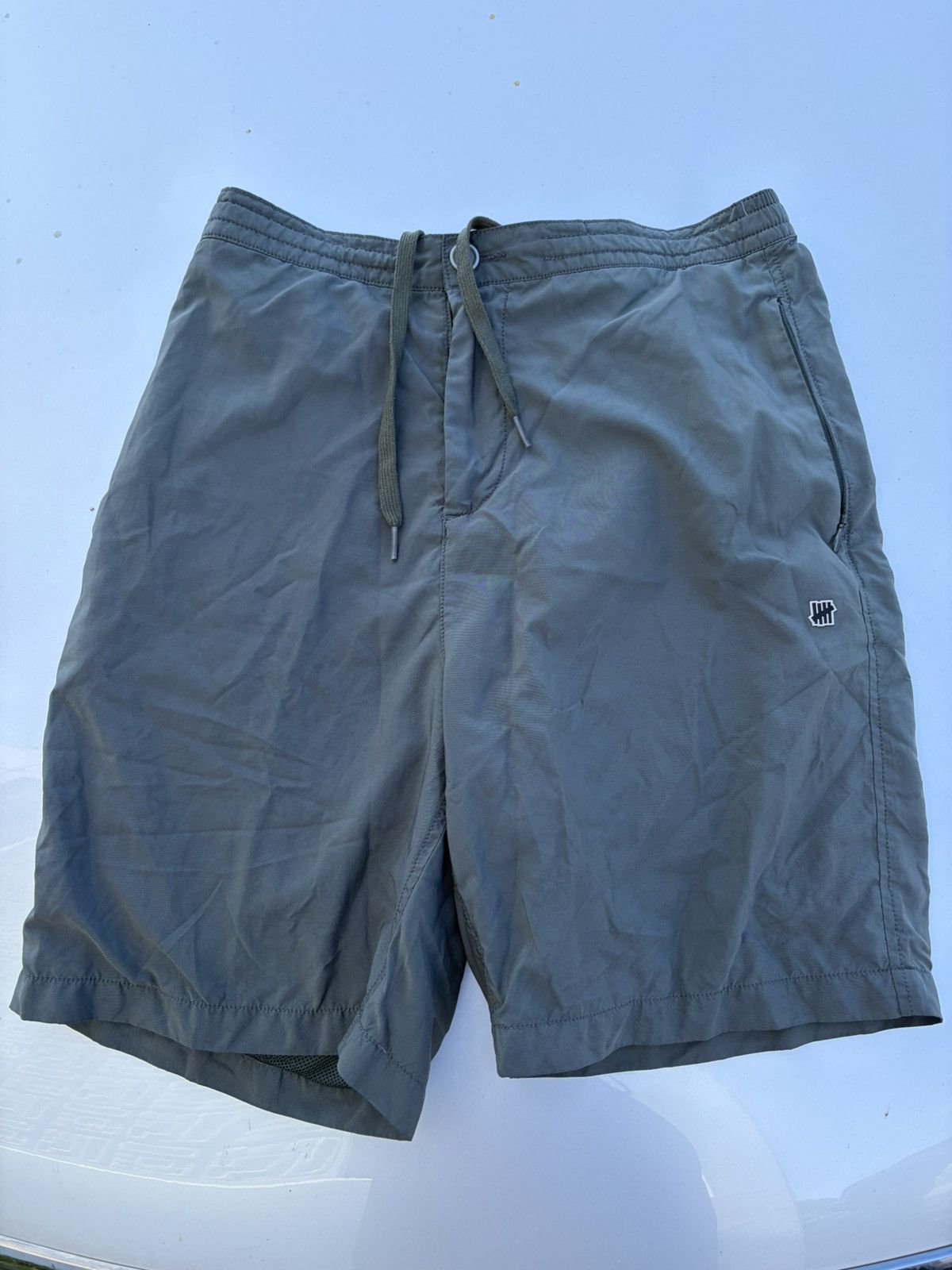 Undefeated Vintage undefeated athletic shorts small Size US 30 / EU 46 - 1 Thumbnail