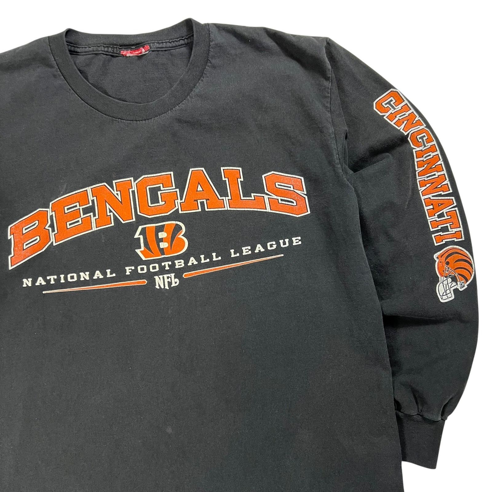 NFL × Vintage Vintage Y2K Cincinnati Bengals long sleeve print shirt (M) Size US M / EU 48-50 / 2 - 2 Thumbnail