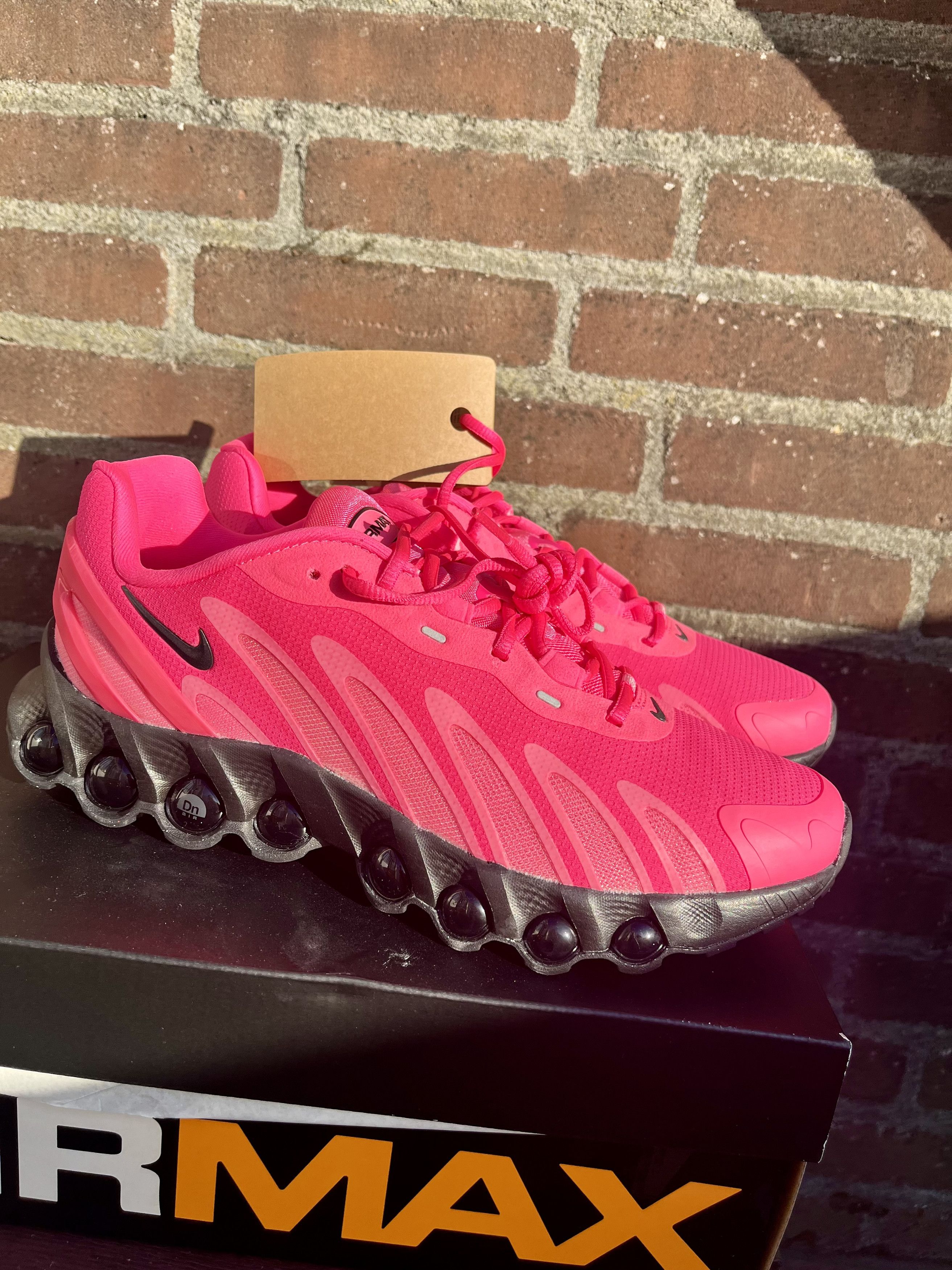 Nike air max dn8 hyper pink 9.5 43 running fitness Size US 9.5 / EU 42-43 - 1 Thumbnail