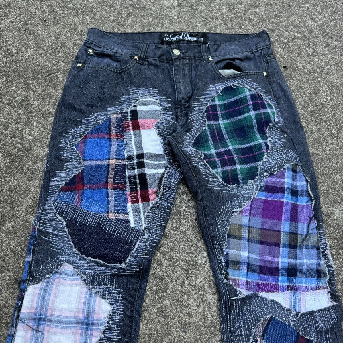 Japanese Brand Grey Distressed Tartan Jeans Size US 32 / EU 48 - 2 Thumbnail