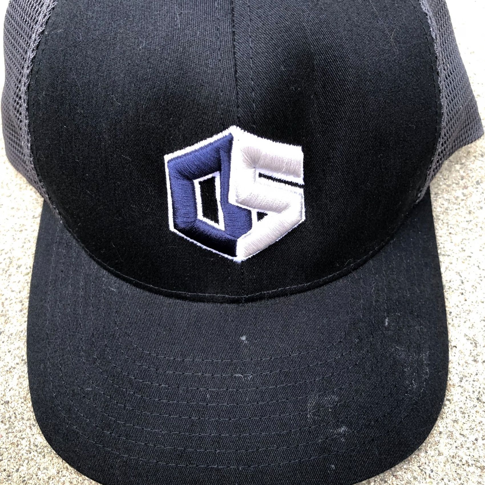 Vintage PACIFIC HEADWEAR Old School Baseball Snapback Hat Men's Black Grey Cap Hat Size ONE SIZE - 2 Thumbnail