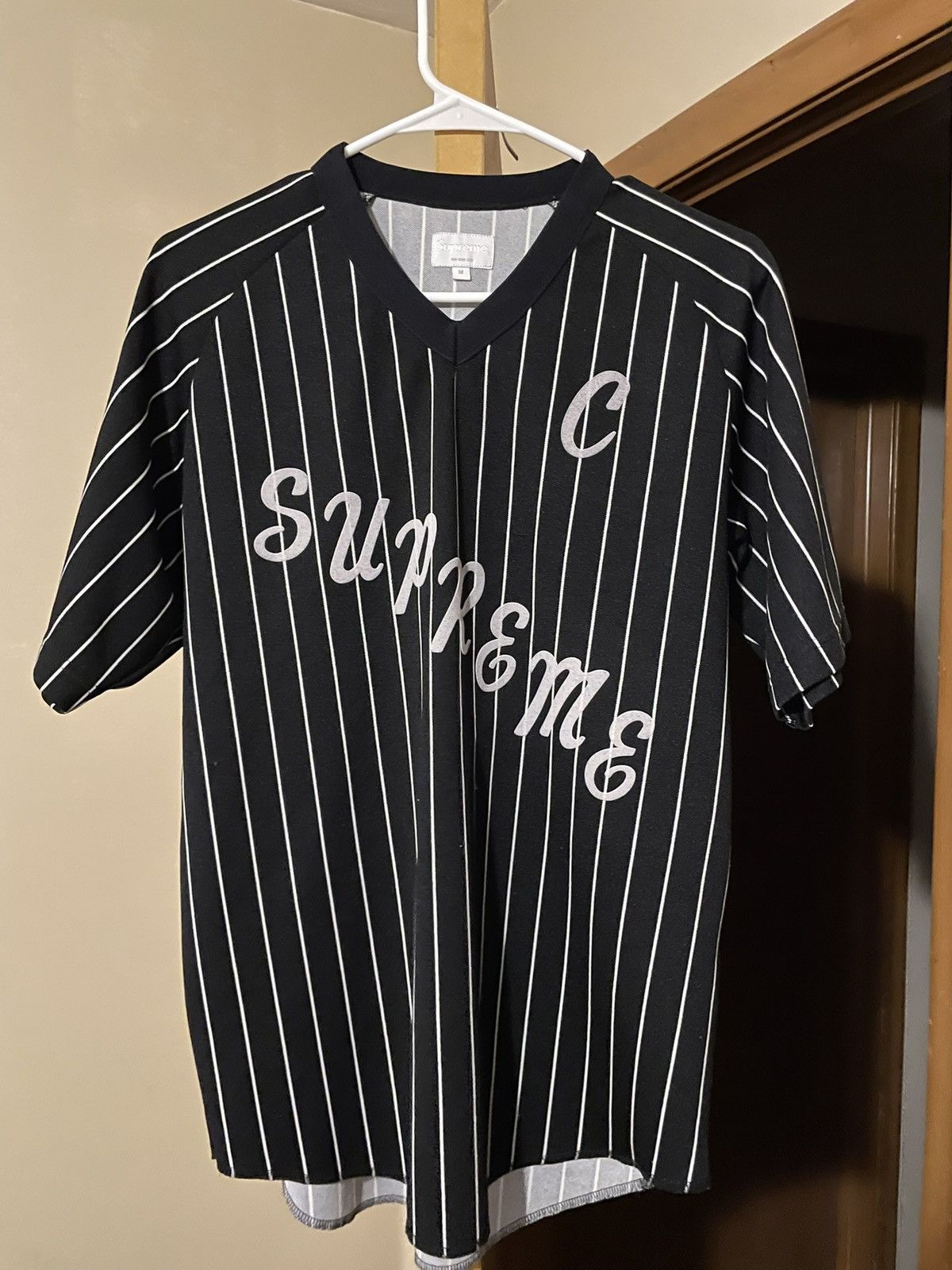 Other Supreme ad black striped jersey Size US M / EU 48-50 / 2 - 1 Thumbnail