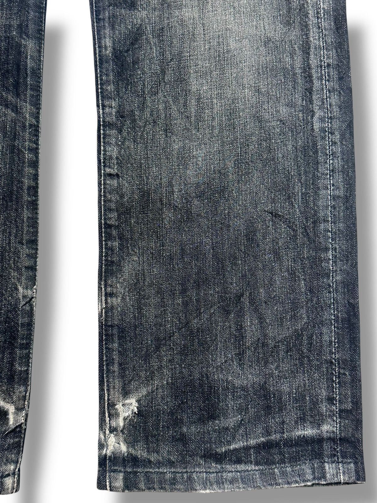 Uniqlo Uniqlo Vintage Distressed Baggy Loose Style Striked & Faded Size US 32 / EU 48 - 12 Thumbnail