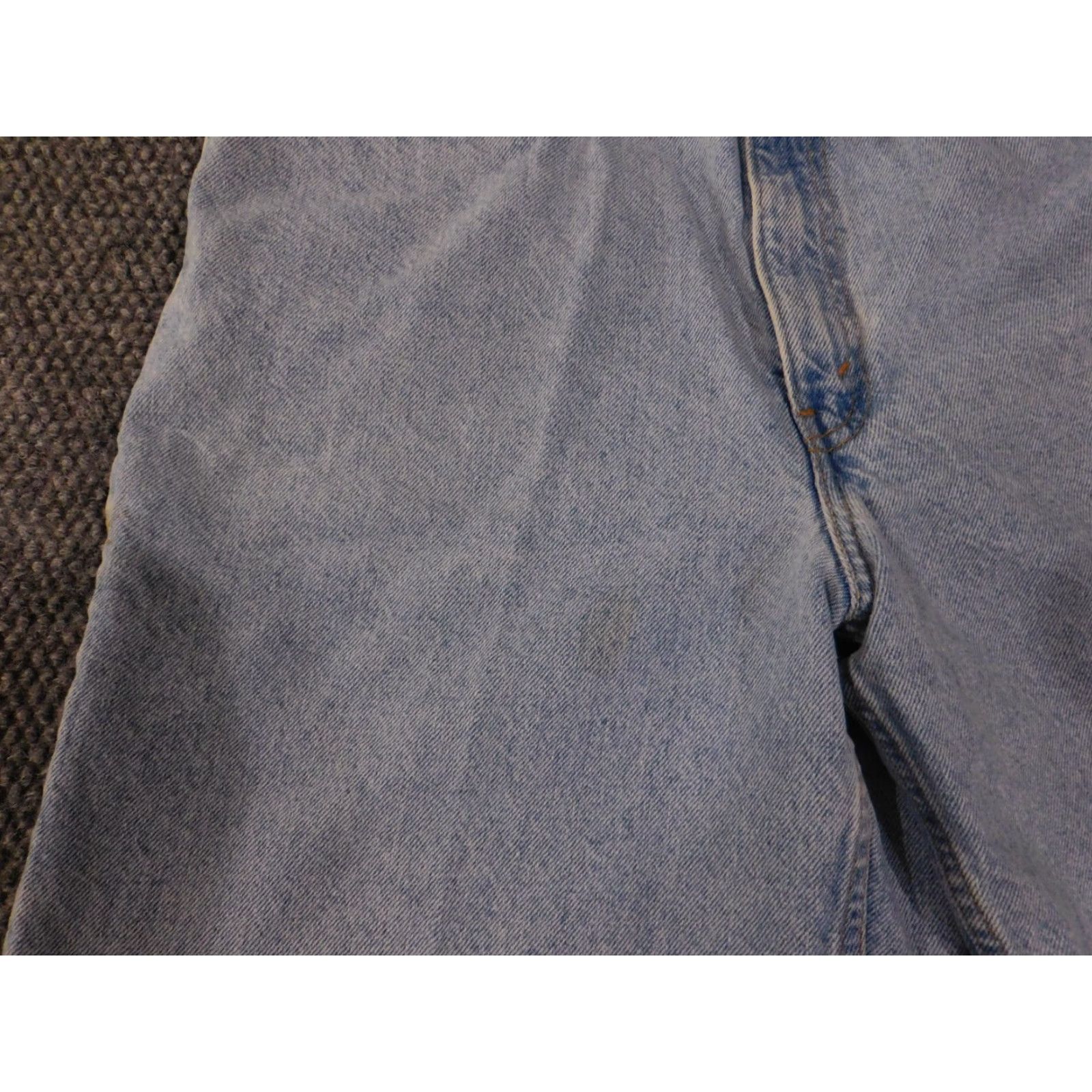 Levi's Levi's 550 Shorts 38 Mens Vintage Blue Denim Y2K 2001 Retro Light Wash Chino Casual Mens Regular 38 Blue Denim Levi's Medium Blue Jeans Shorts Size US 38 / EU 54 - 5 Thumbnail