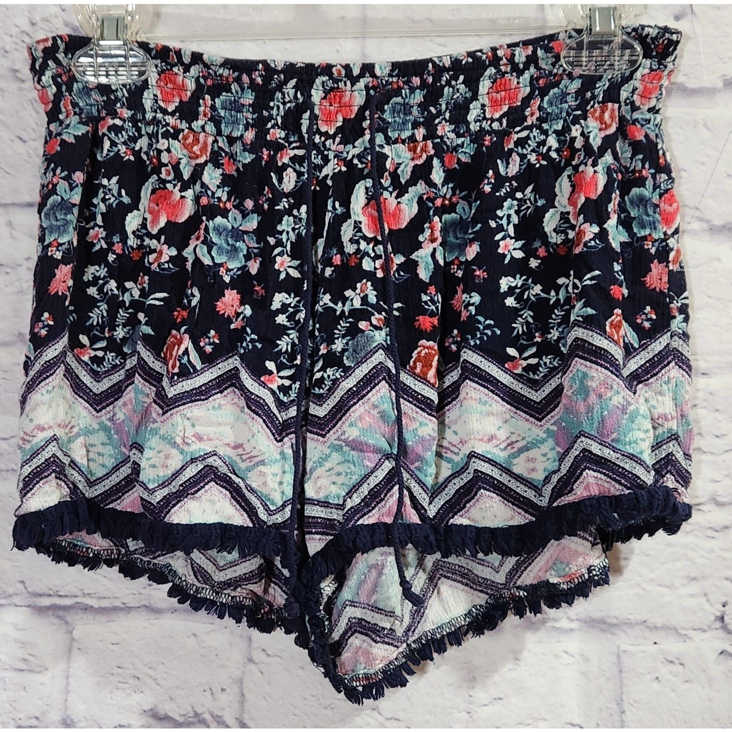 Other No Boundaries Blue Pink Floral Elastic Waist 11 Juniors Size 26" / US 2 / IT 38 - 1 Thumbnail