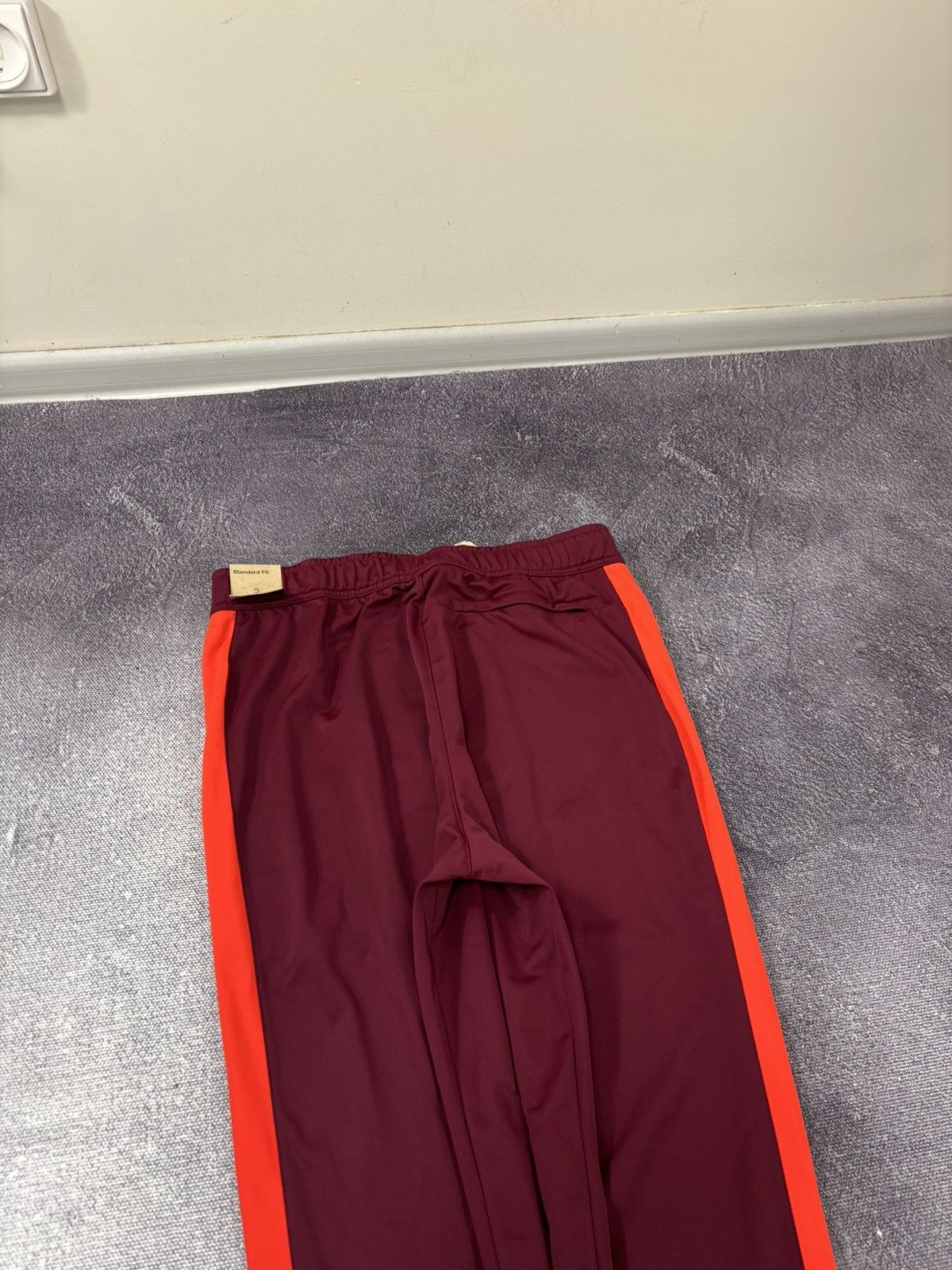 Nike Nike Court NWT Men’s Heritage Dark Red/Orange Tennis Pants Size US 32 / EU 48 - 16 Thumbnail
