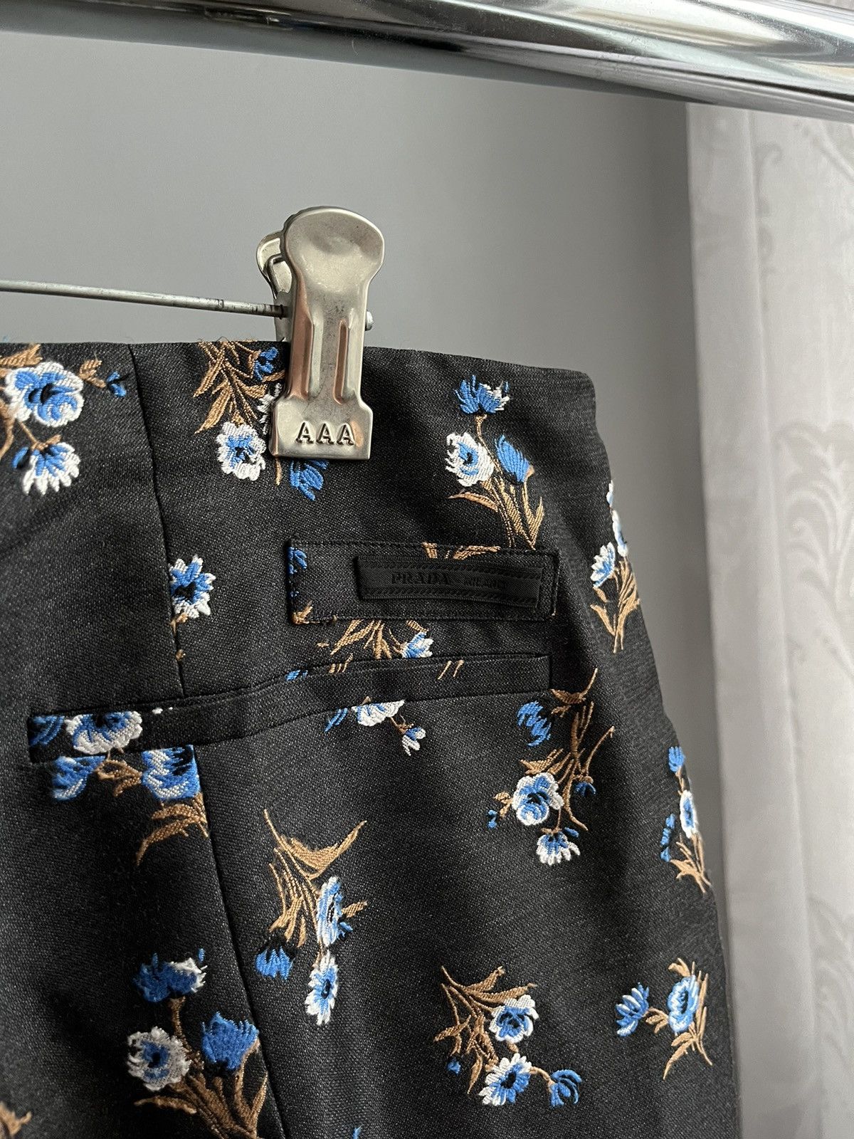 Prada Prada Wool Silk Embroidered Monogram Flowers Chino Pants 42 Size 28" / US 6 / IT 42 - 5 Thumbnail