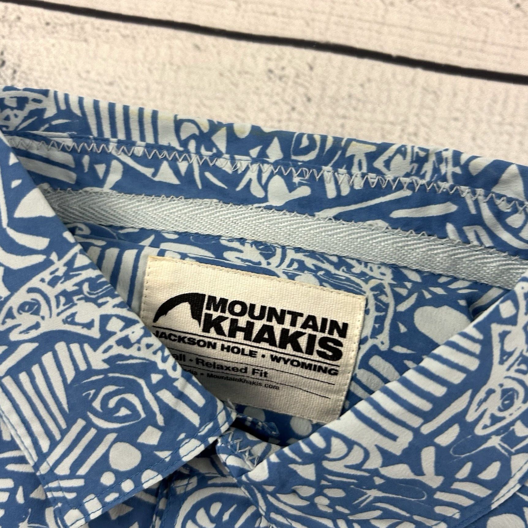 Mountain Khakis Mountain Khakis Shirt Men's Small Relaxed Short Sleeve Button-Up Hawaiian Blue Snap Button Up Shirt Mt Khakis Hawaii Size US S / EU 44-46 / 1 - 2 Thumbnail