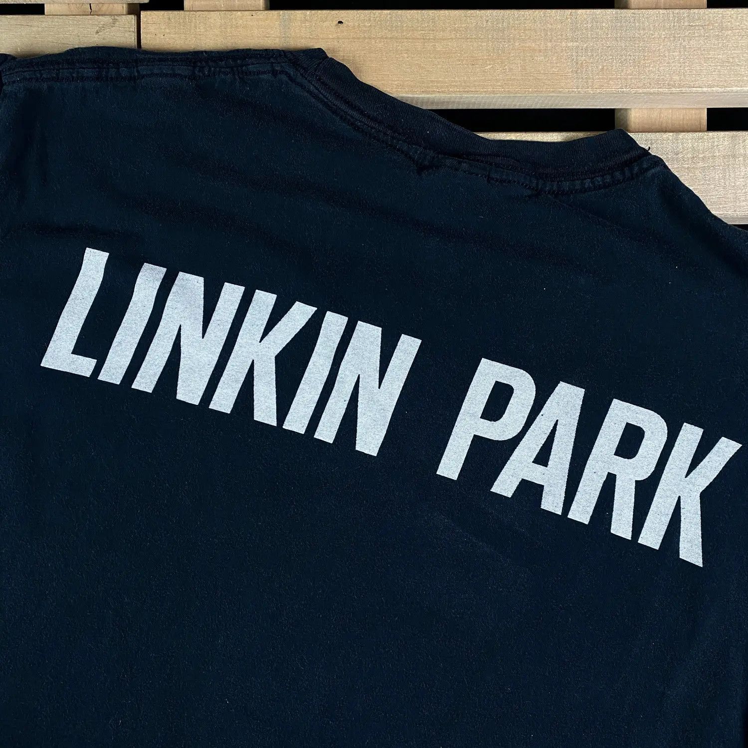 Band Tees Mens T-Shirt Linkin Park 2012 Size M Size US M / EU 48-50 / 2 - 5 Thumbnail