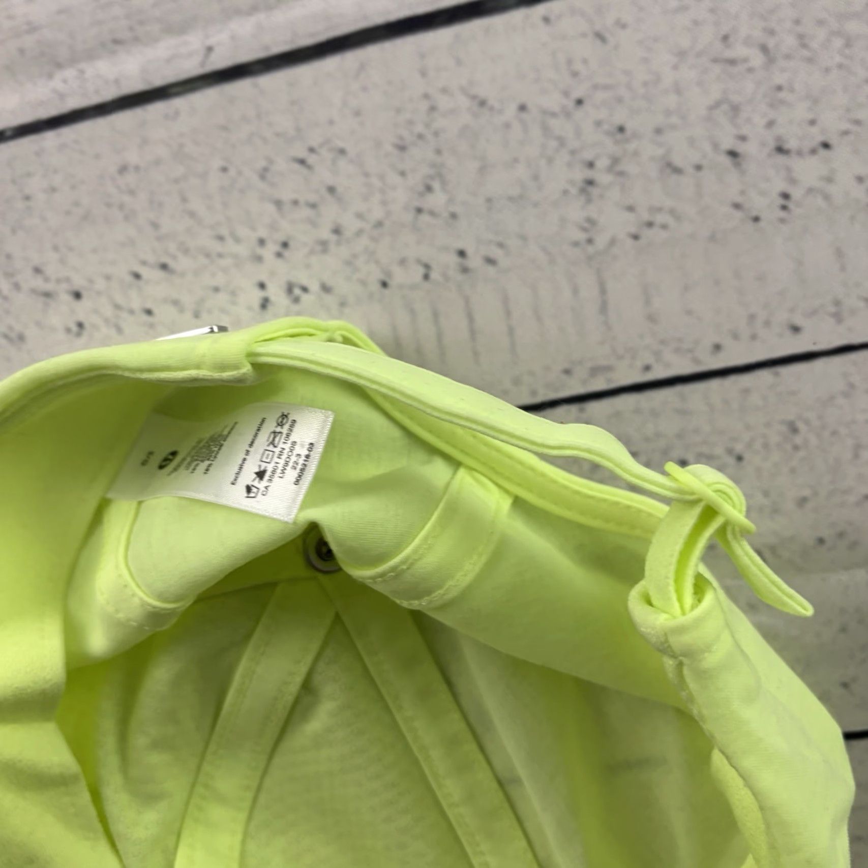 Lululemon Lululemon Baller Soft Adjustable Nylon Logo Athletic Hat Lime Green Baseball Cap Womens One Size Green Adjustable Hat Size ONE SIZE - 4 Thumbnail