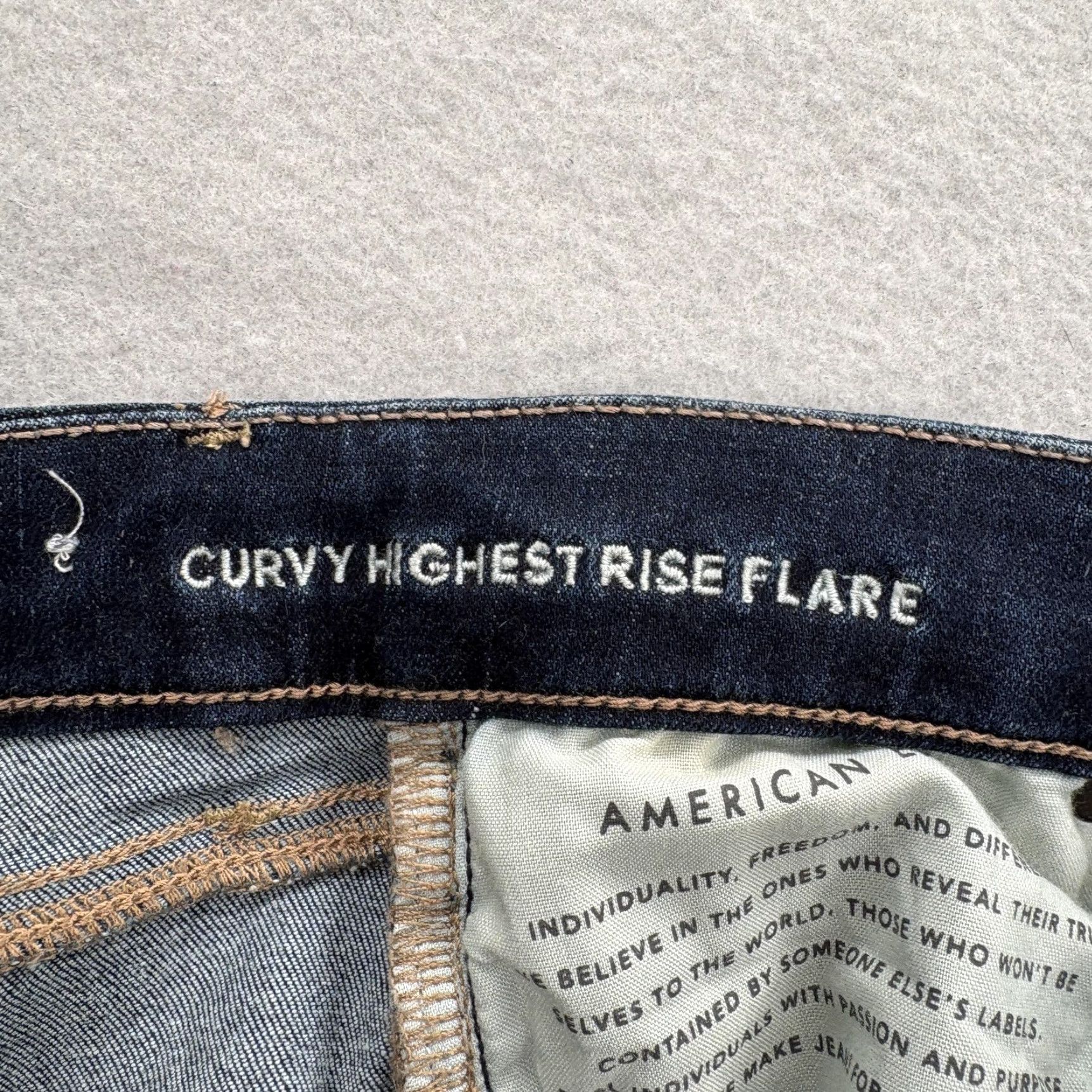 American Eagle Outfitters American Eagle Curvy Highest Rise Flare Jeans Womens 4 Blue Dark Wash XS-Short 5-Pocket Denim N/A Menus Ladies Size 27" / US 4 / IT 40 - 4 Thumbnail