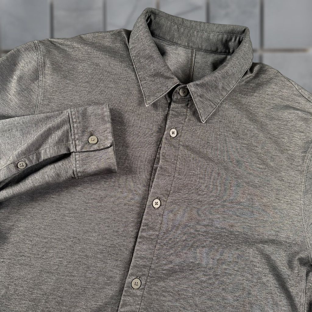 Lululemon Lululemon Men's Commission Casual Button-Down Shirt Gray Size L Performance Size US L / EU 52-54 / 3 - 1 Thumbnail