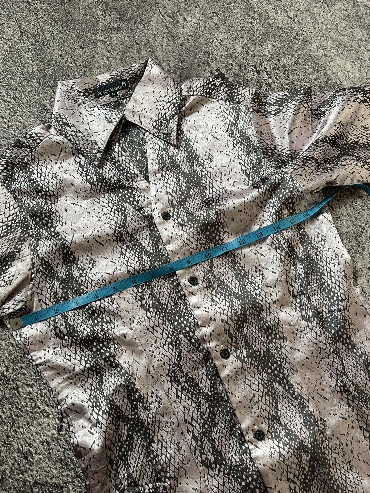 Japanese Brand Black Varia Japan Snakeskin Ifsixwasnine Shirt Size US M / EU 48-50 / 2 - 14 Thumbnail
