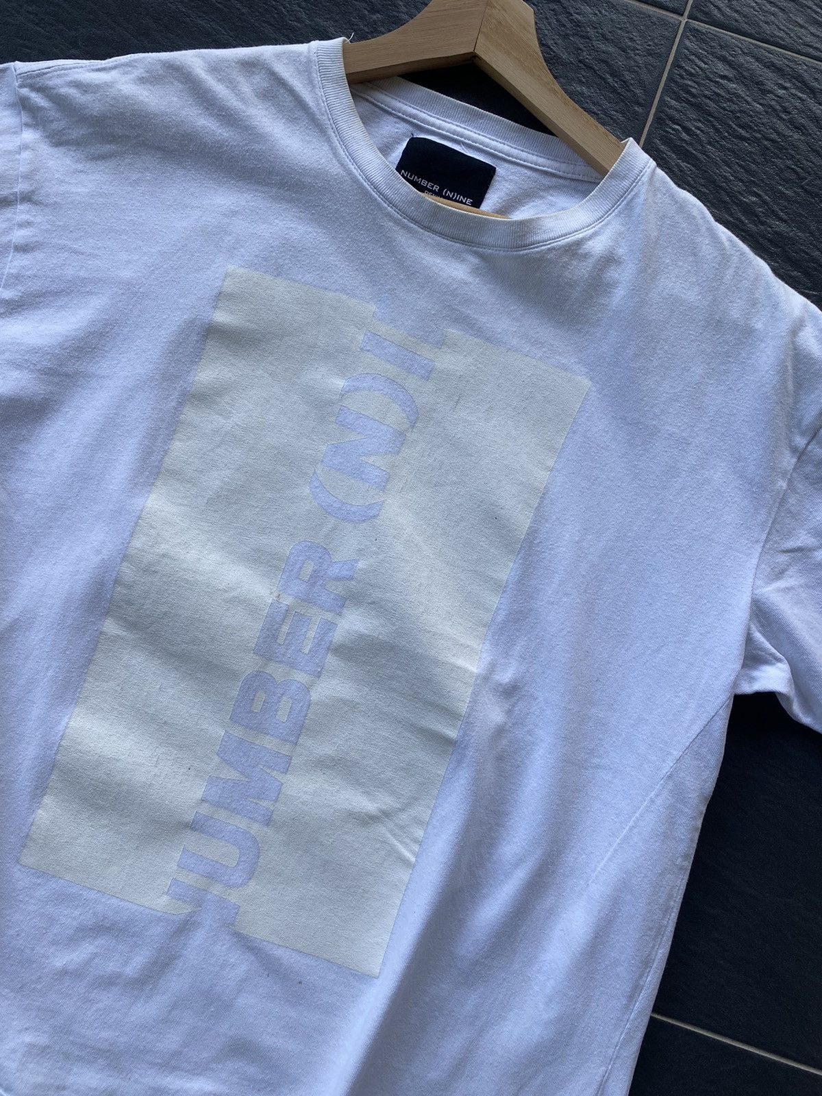 Japanese Brand × Number (N)ine × Vintage Number Nine White Spell-out Tee Size US XL / EU 56 / 4 - 3 Thumbnail