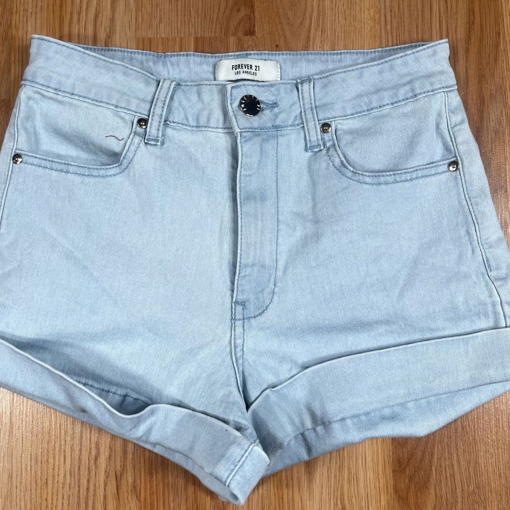Forever 21 FOREVER 21 Shorts Womens Size 24 Blue Denim Jeans Flat Front Pockets Stretch Size 42" / US 20 - 2 Thumbnail