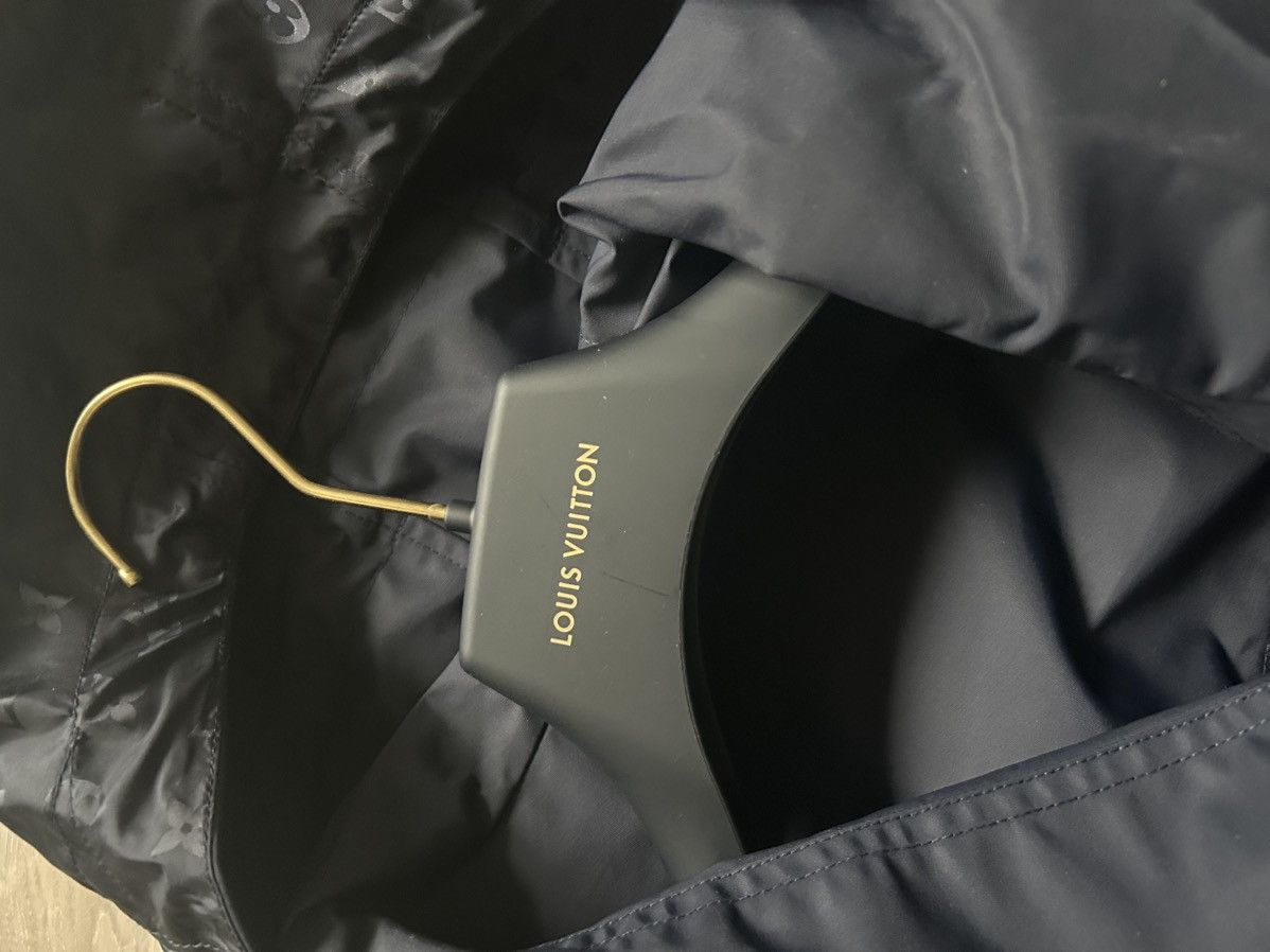 Louis Vuitton Louis Vuitton Monogram Reversible Nylon Windbreaker Size US S / EU 44-46 / 1 - 4 Thumbnail