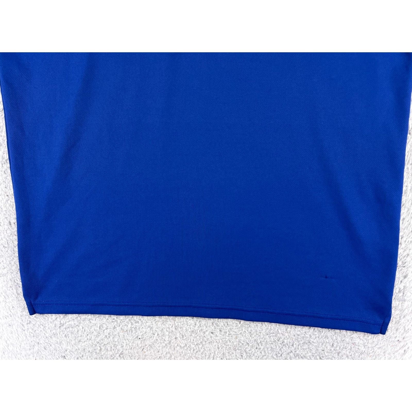 Vintage Walter Hagen Polo Shirt Mens Medium Blue Striped Golf 100% Polyester Size US M / EU 48-50 / 2 - 5 Thumbnail
