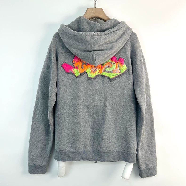 Louis Vuitton Louis Vuitton Grey foam logo hooded zip jacket Size US L / EU 52-54 / 3 - 3 Thumbnail