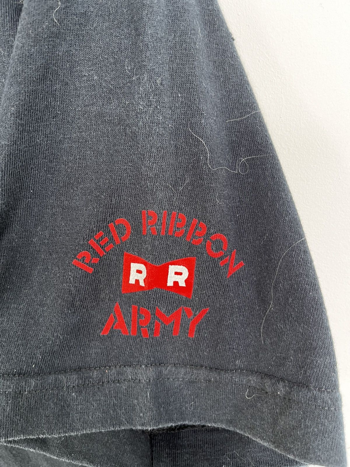 Anime Vintage Y2K Dragon Ball Red Ribbon Army Shirt Size US L / EU 52-54 / 3 - 4 Thumbnail