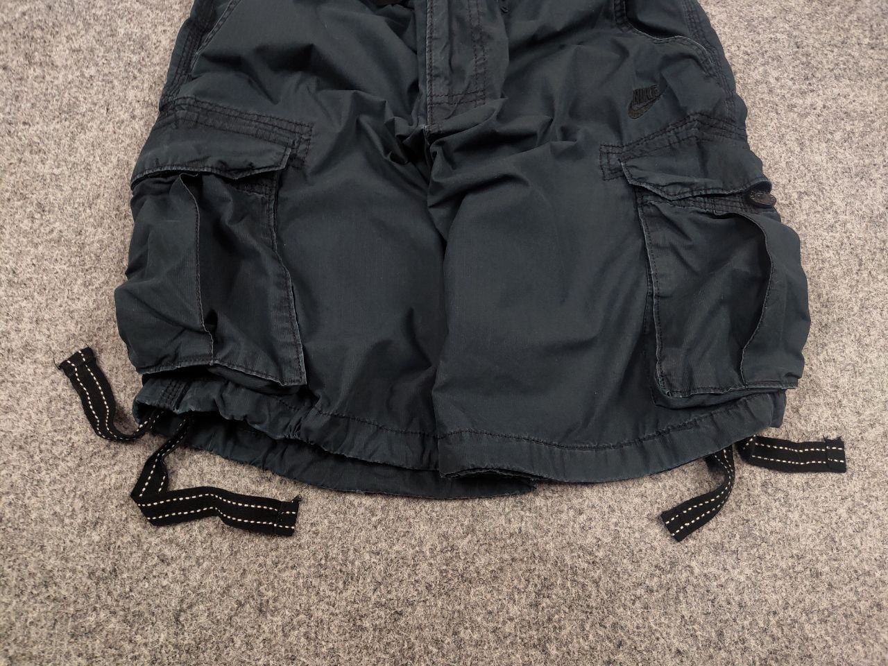 Nike Vintage Nike Navy Canvas Logo Cargo Bermuda Shorts Y2K Style Size US 34 / EU 50 - 5 Thumbnail