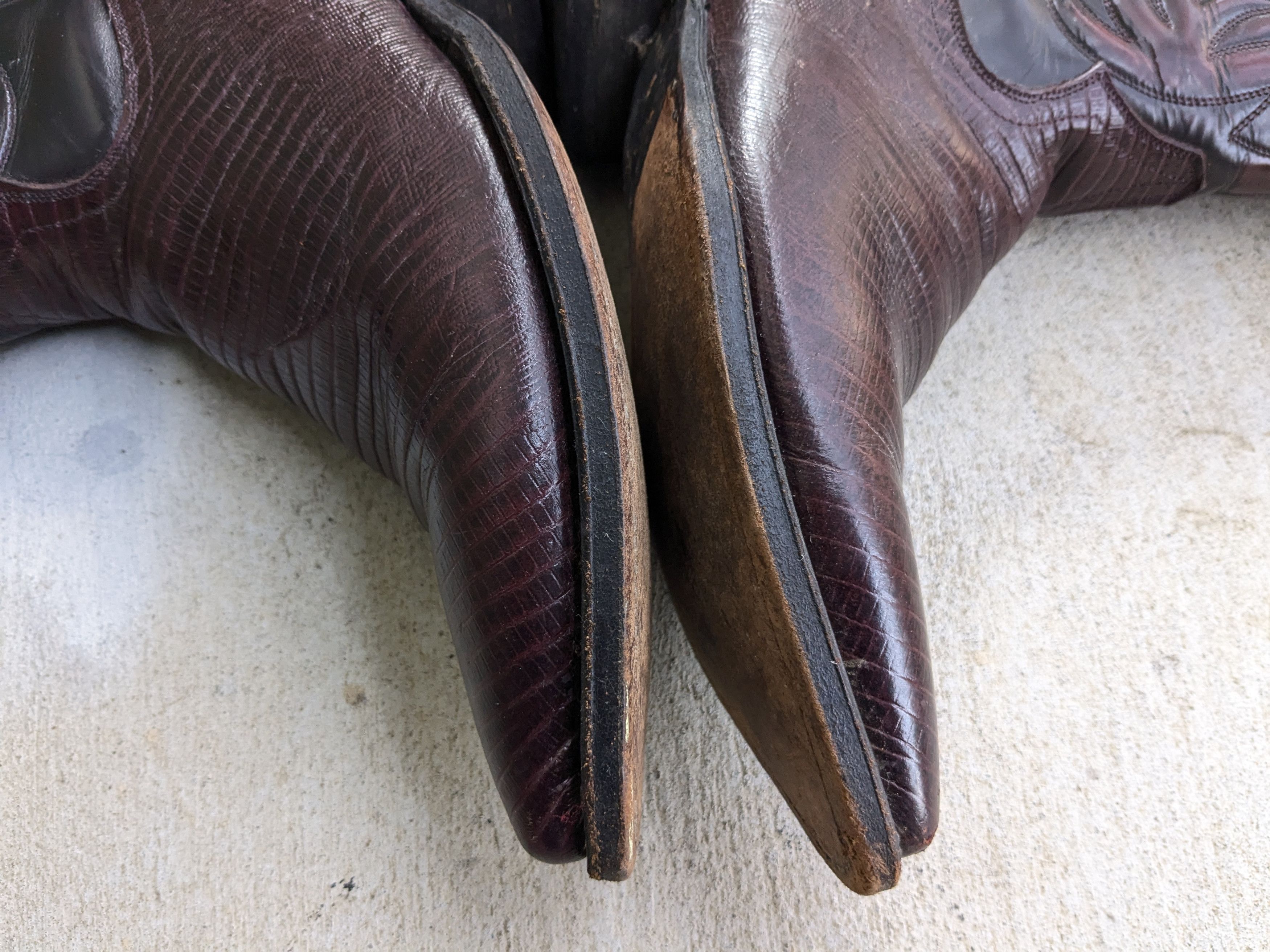 Genuine Leather Cuevas Boots Burgundy Faux Leather Mexico Size US 9.5 / EU 42-43 - 8 Thumbnail