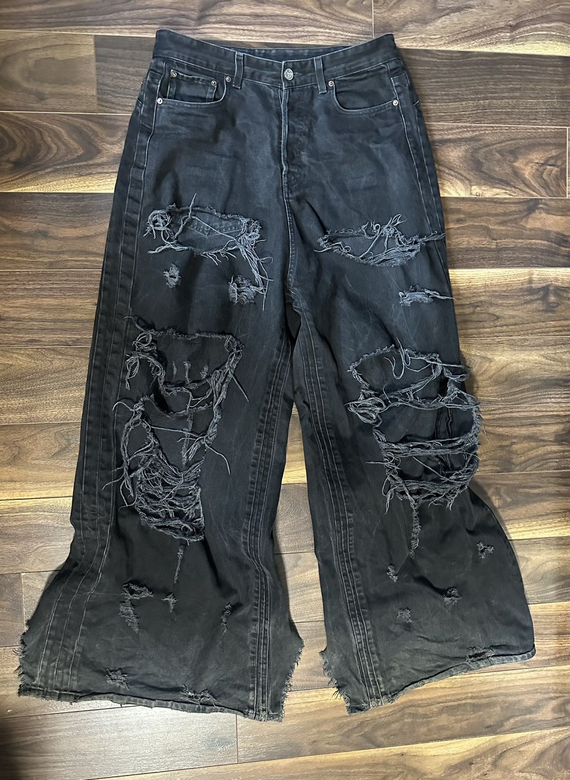 Vetements Vetements black distersed denim Size US 31 - 2 Thumbnail