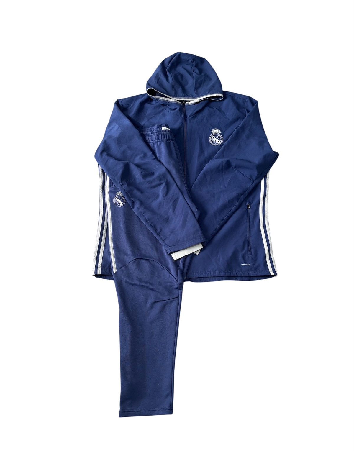 Adidas Adidas Real Madrid Anzug | Größe XL | Pashanim | Vintage Size US XL / EU 56 / 4 - 1 Thumbnail