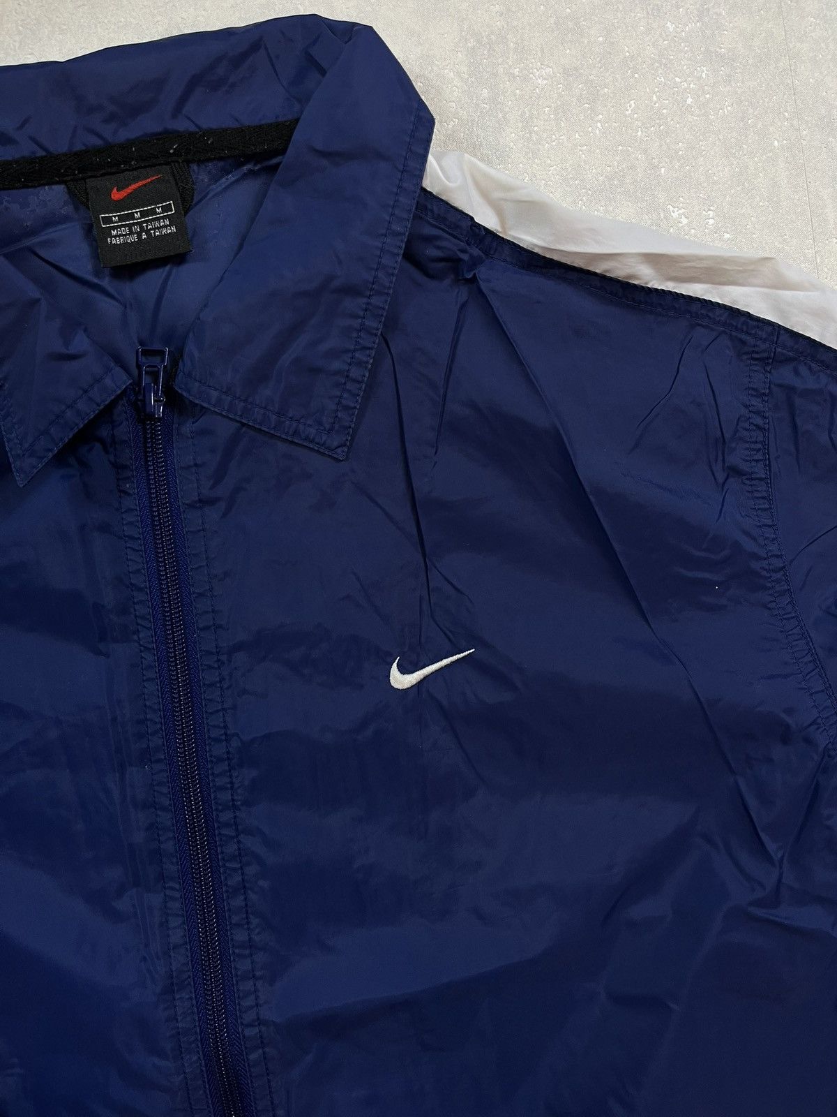 Nike × Vintage 90s Nike Swoosh Vintage Y2K Oversized Nylon Retro Jacket Size US M / EU 48-50 / 2 - 2 Thumbnail