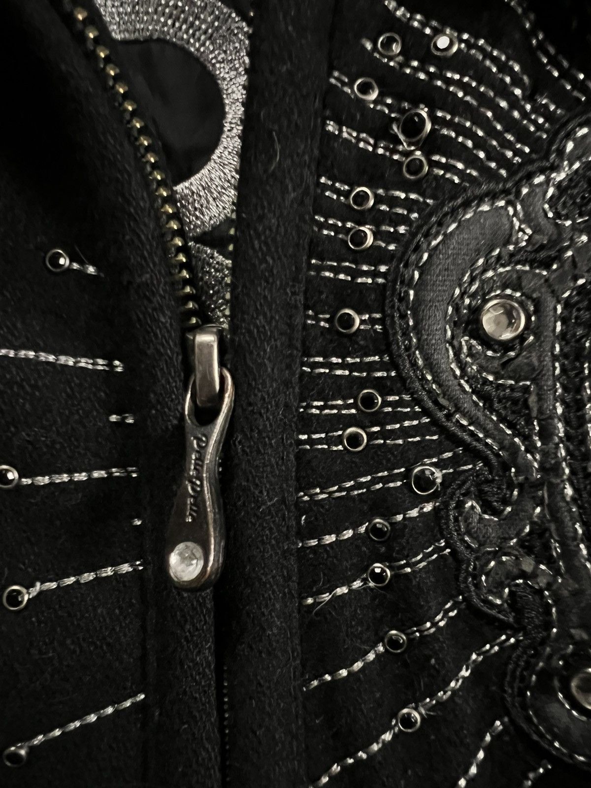 Pelle Pelle Pelle Pelle ‘Diamond Crest’ Embroidered Bomber Jacket 2000s Size US M / EU 48-50 / 2 - 5 Thumbnail