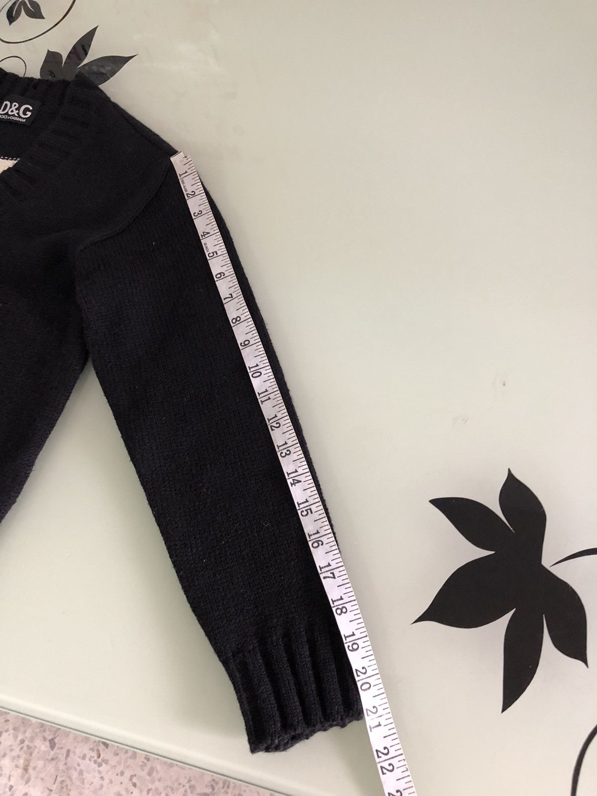 Dolce & Gabbana Vintage 90s Dolce & Gabbana Big Logo Crop Knitwear Size S / US 4 / IT 40 - 19 Thumbnail