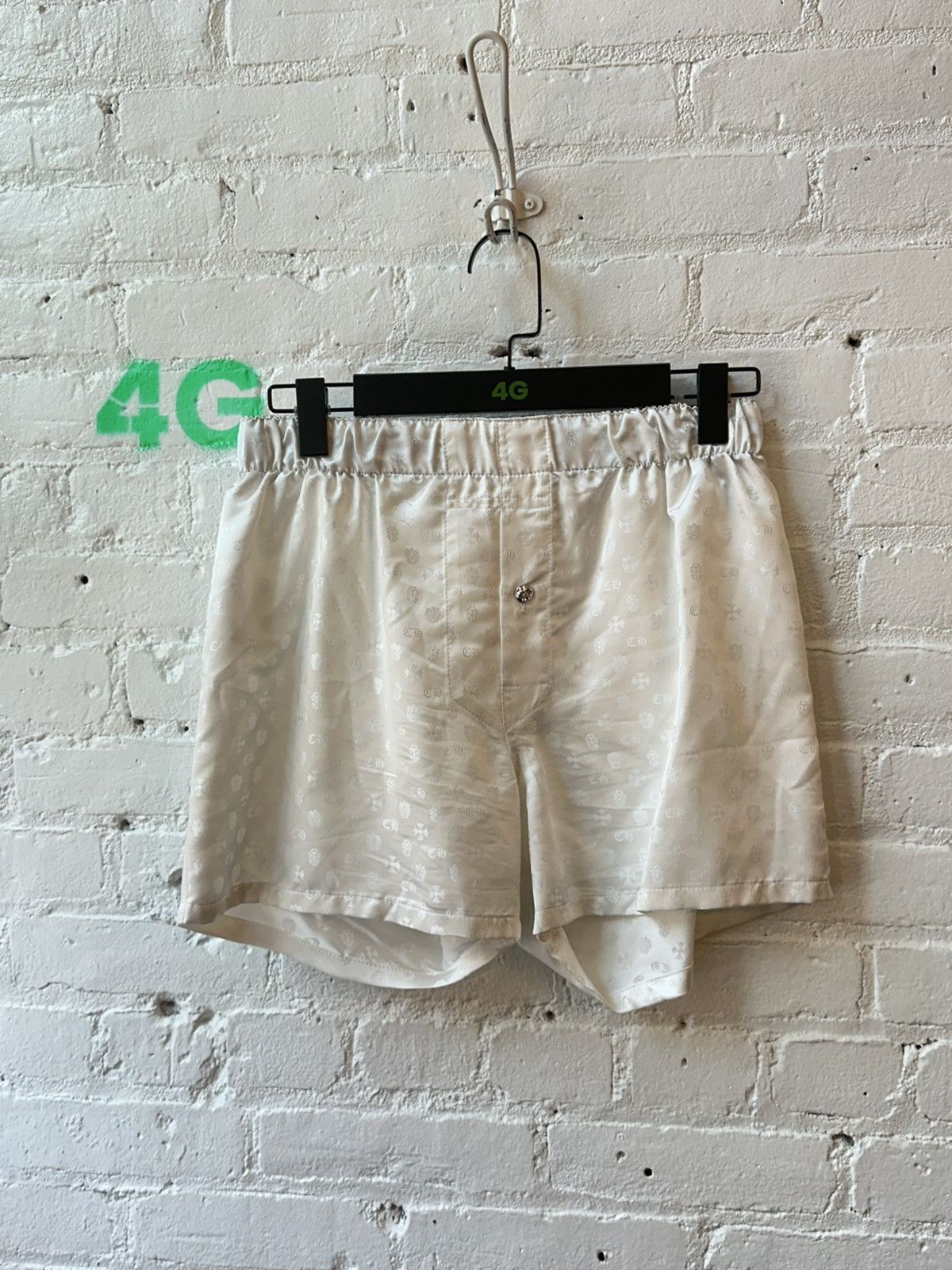 Chrome Hearts CHROME HEARTS SILK PRINT SHORTS Size 28" / US 6 / IT 42 - 1 Thumbnail