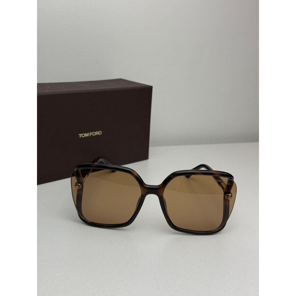 Tom Ford NEW Tom Ford FT1089 Solange Square Sunglasses Dark Brown Size ONE SIZE - 3 Thumbnail