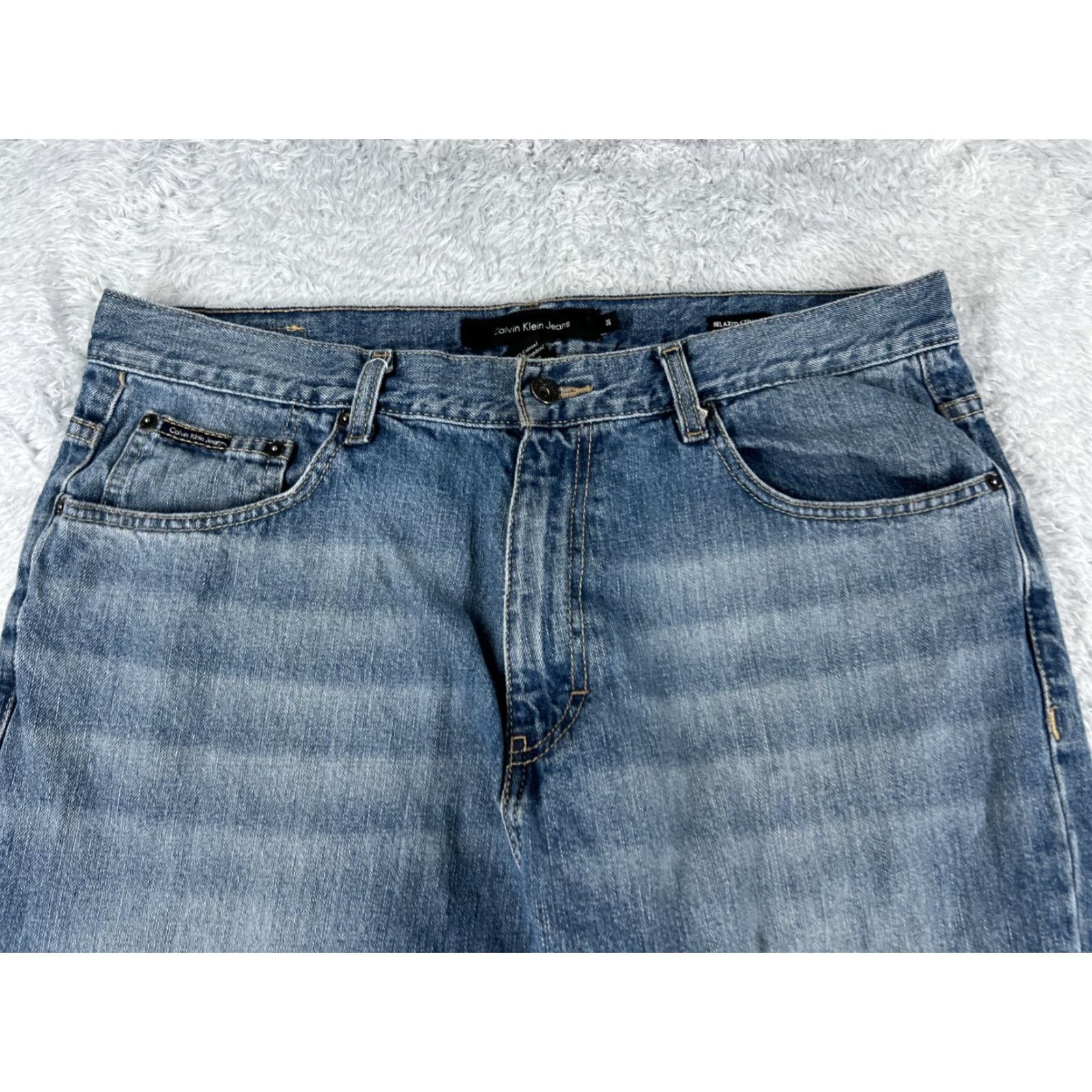 Calvin Klein VINTAGE Calvin Klein Jeans Men 36 Blue Denim Relaxed Straight Leg Cotton 31x29 5-Pocket Design Distressed Flame-Resistant Blue Calvin Klein Jeans Mens Size US 36 / EU 52 - 4 Thumbnail