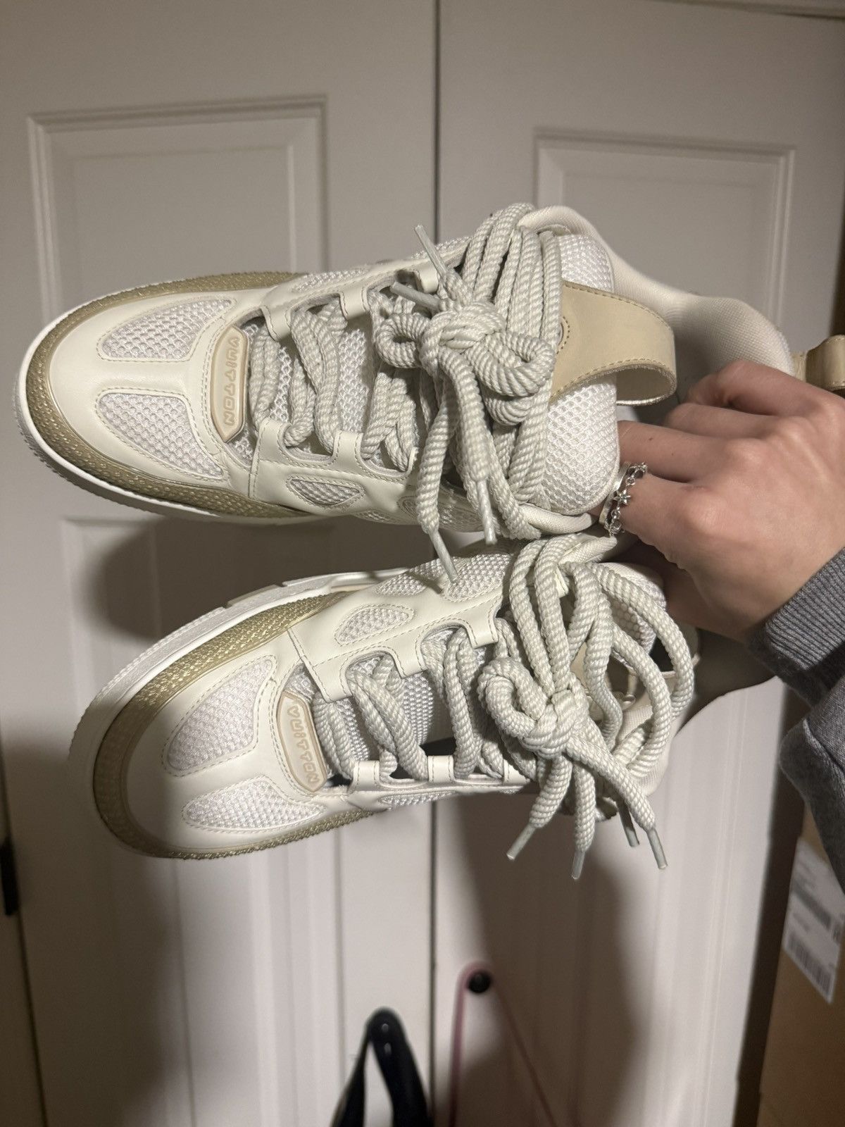 Louis Vuitton Louis Vuitton Cream Skate Trainer Sneaker Size US 11 / EU 44 - 6 Thumbnail