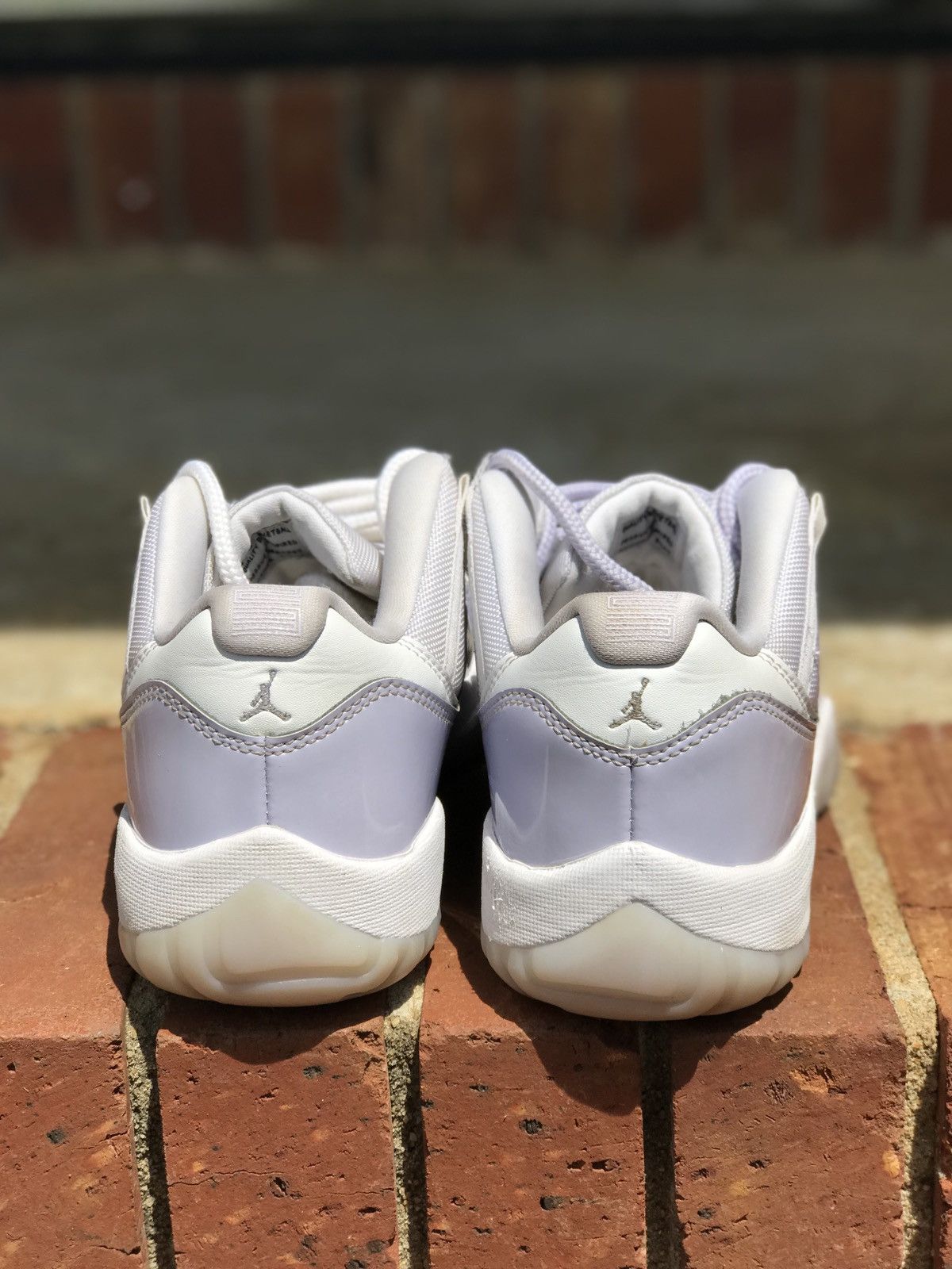 Jordan Brand Wmns Air Jordan 11 Retro Low “Pure Violet” Size 11 W / 9.5 M Size US 11 / IT 41 - 4 Thumbnail