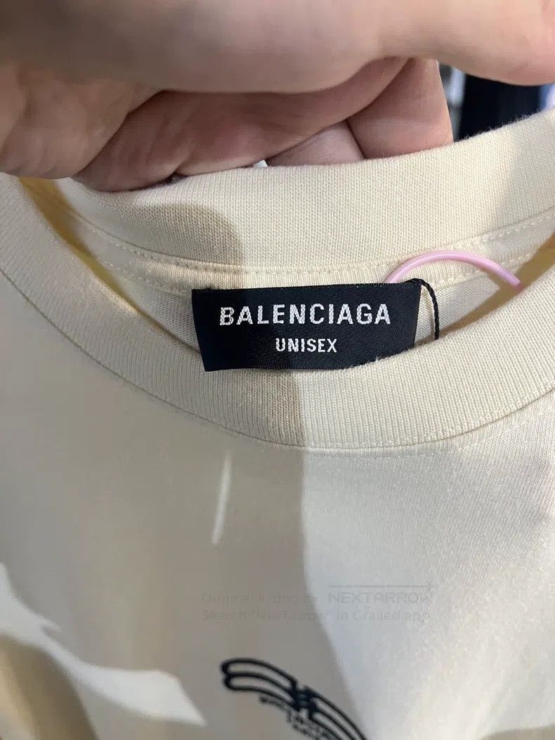 Balenciaga Balenciaga Beige Buckle Embroidered Short Sleeve Size US S / EU 44-46 / 1 - 4 Thumbnail