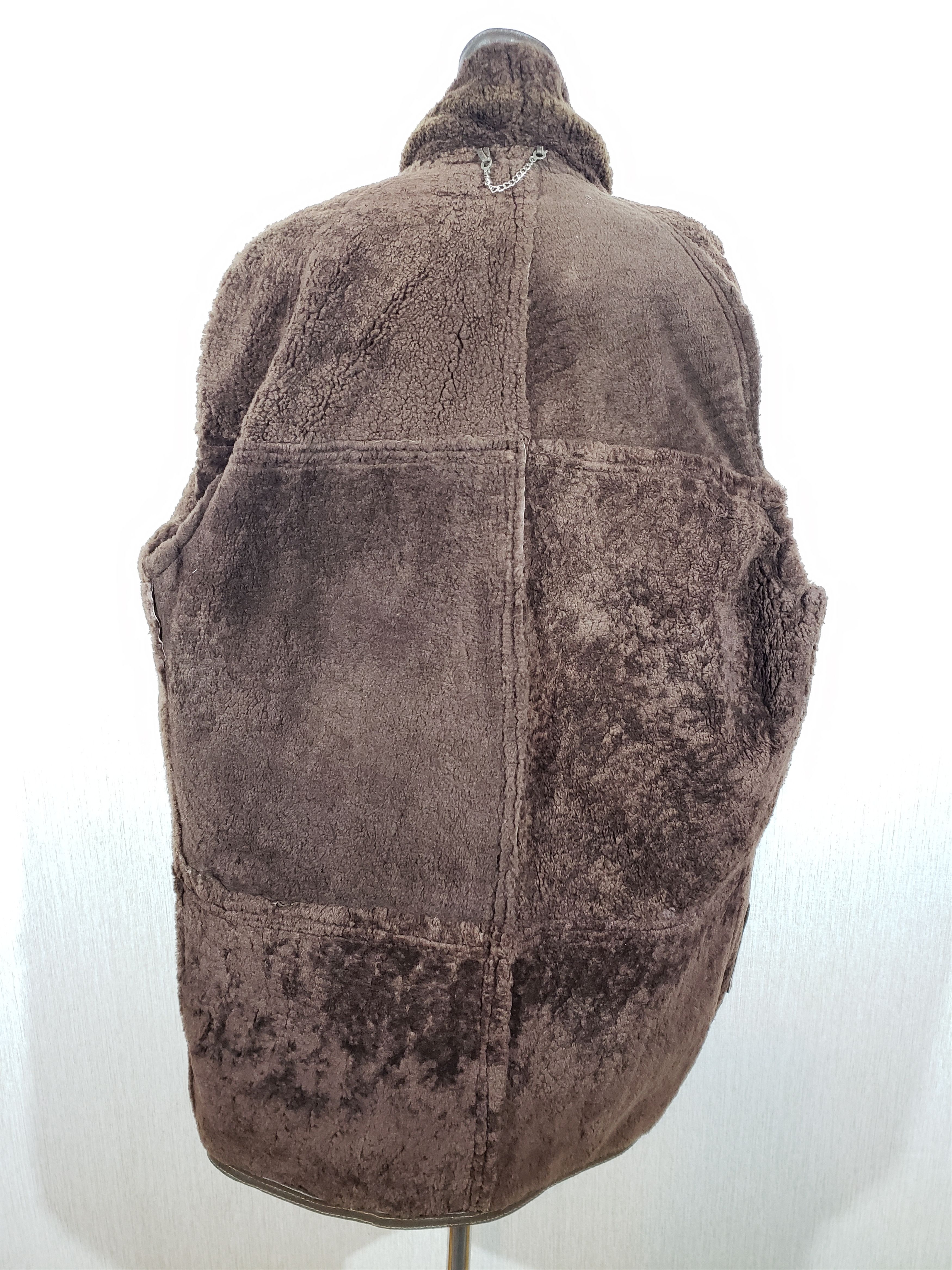 Other Warm, reliable men's sheepskin coat with genuine fur. Size US L / EU 52-54 / 3 - 7 Thumbnail