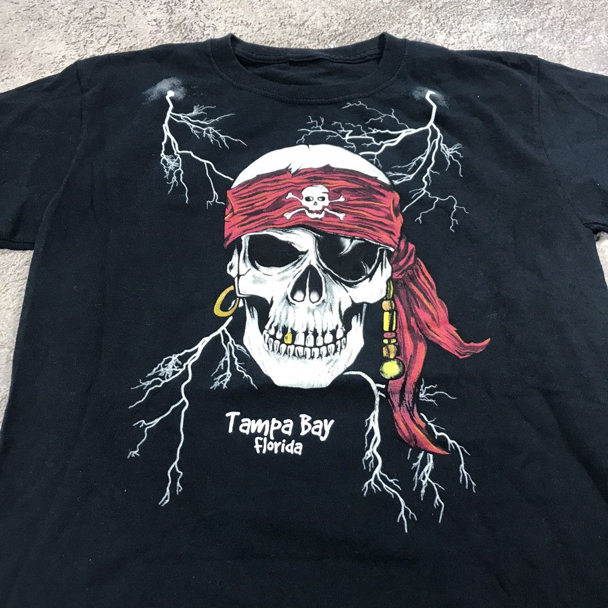 Vintage Vintage Y2K Skull Pirate Graphic Tee Horror Punk Streetwear Size US XS / EU 42 / 0 - 2 Thumbnail